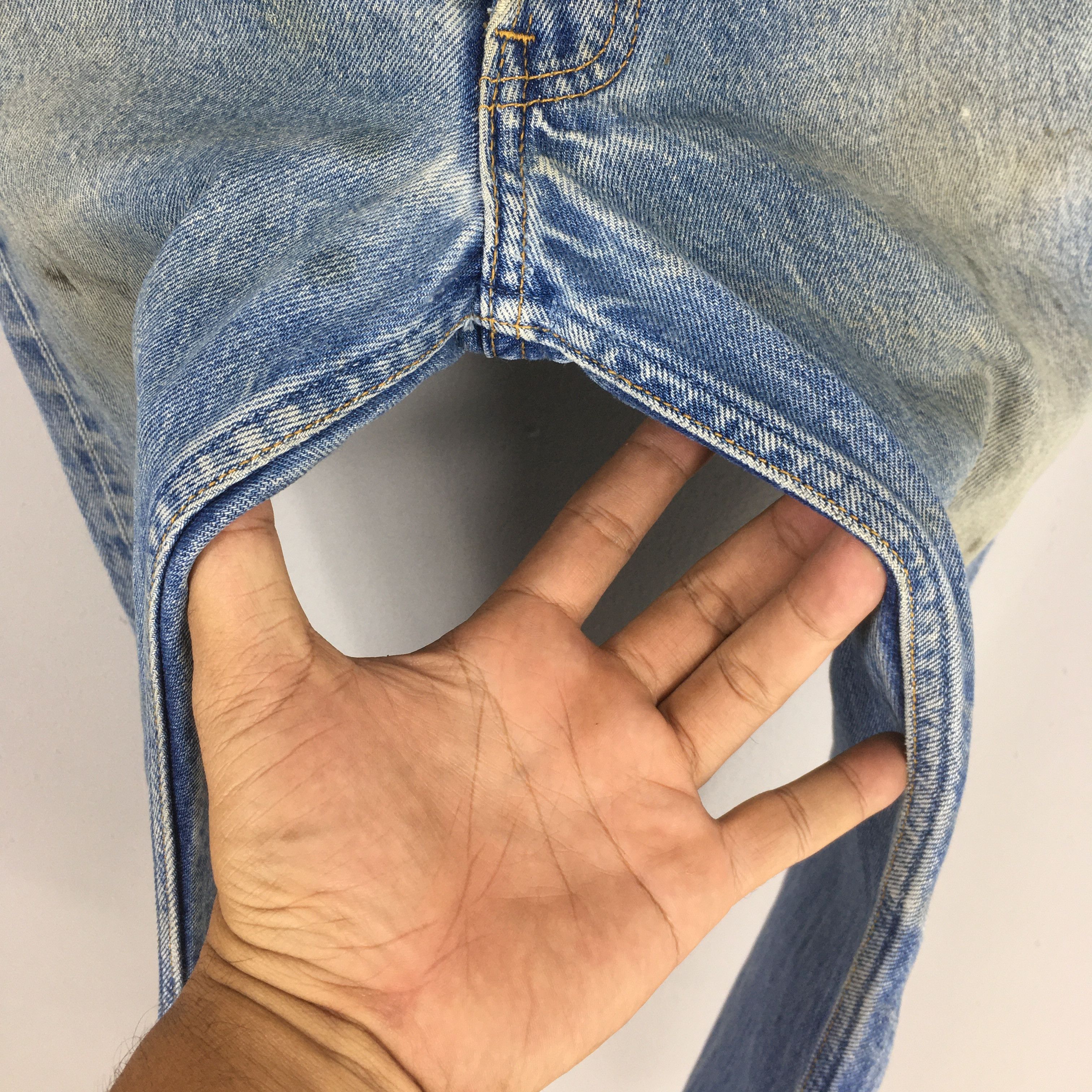 Levi's Size 30x30 Vintage 90s Levi's 501 Ripped Jeans S302 Size US 30 / EU 46 - 5 Thumbnail