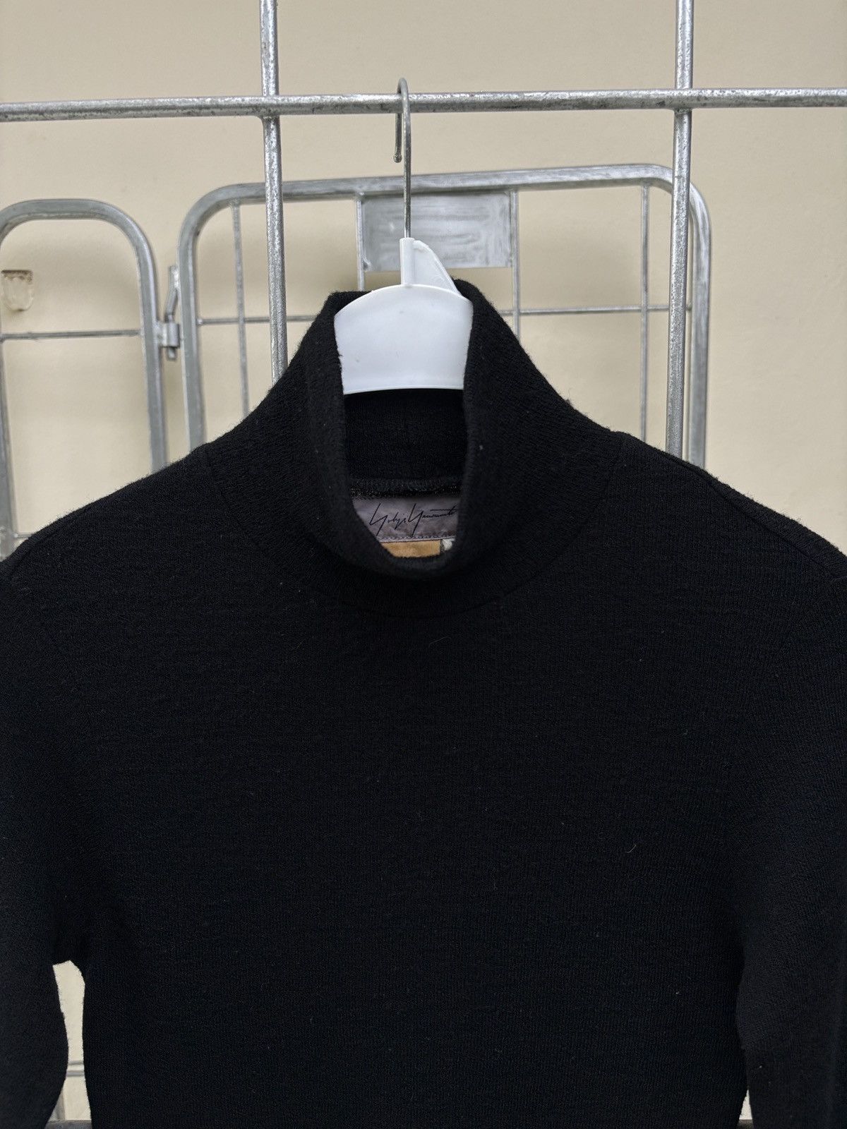 Yohji Yamamoto Yohji Yamamoto turtleneck long sleeves sweater Size M / US 6-8 / IT 42-44 - 3 Thumbnail