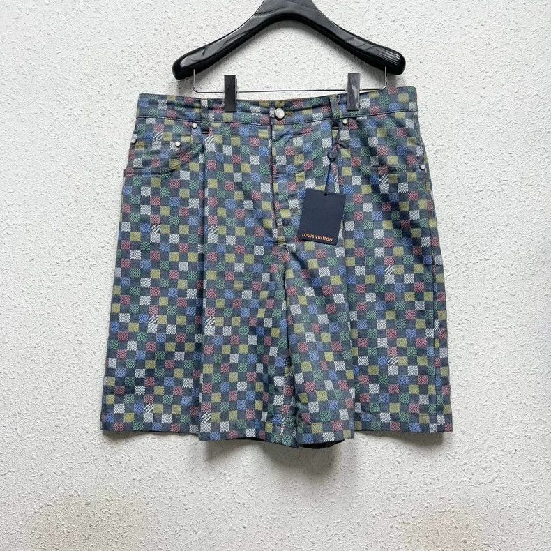Louis Vuitton Louis Vuitton Damier Colorful Checkerboard Casual Shorts-yf Size US 36 / EU 52 - 1 Thumbnail