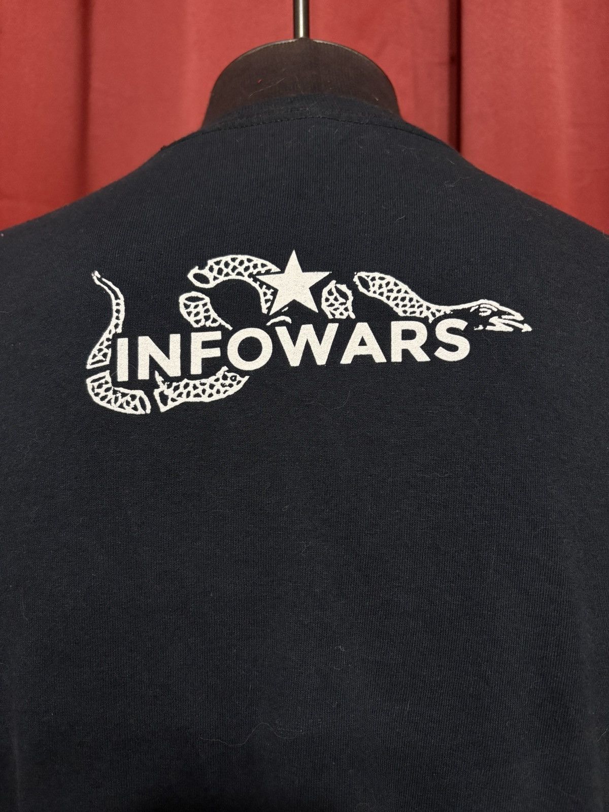 Vintage Vintage Info Wars Tshirt Y2K Alex Jones Conspiracy Tee Grail Size US L / EU 52-54 / 3 - 4 Thumbnail