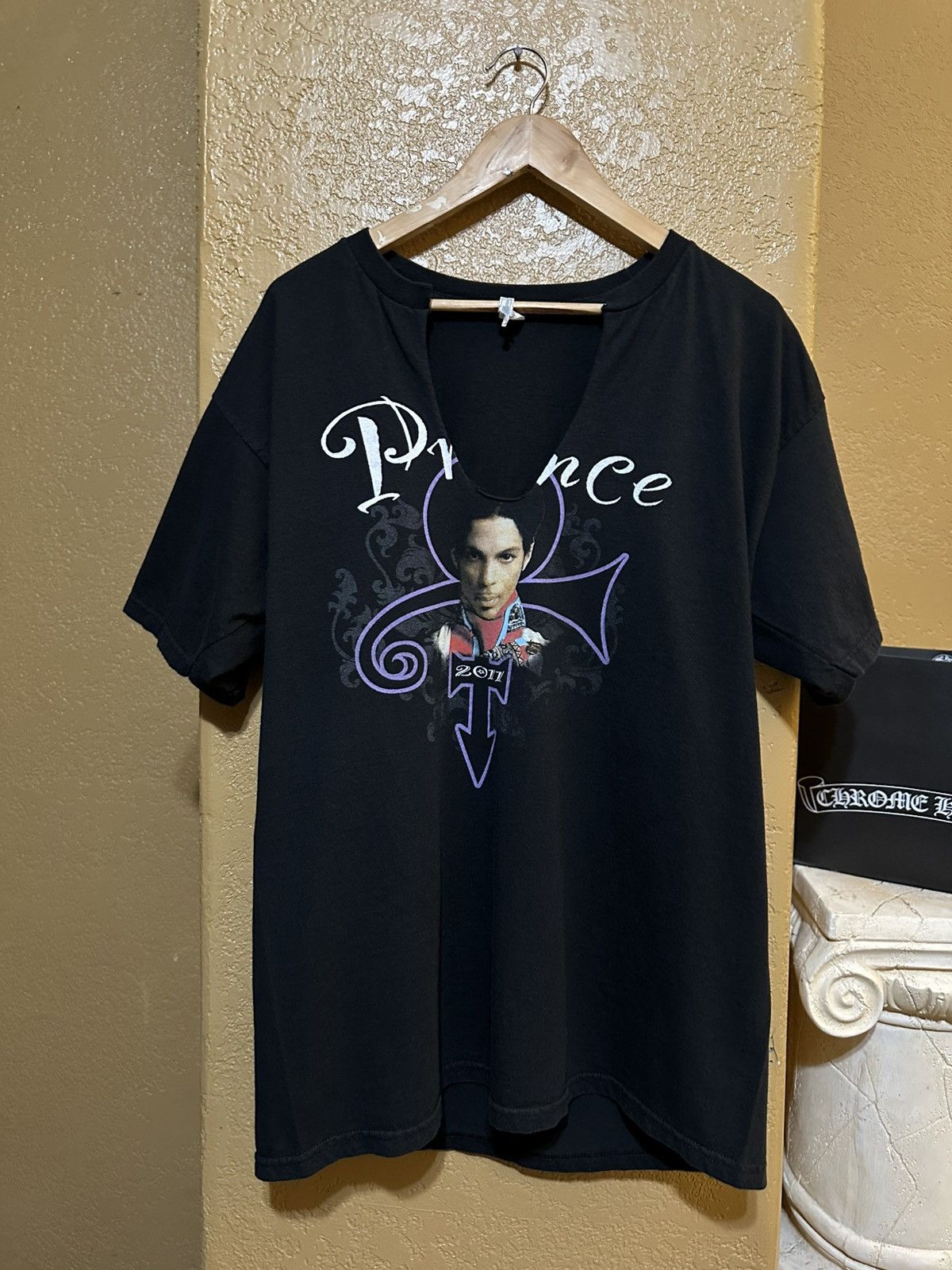 Band Tees ☔️ rare Prince 2011 The Forum tour tee shirt size large Size US L / EU 52-54 / 3 - 1 Thumbnail