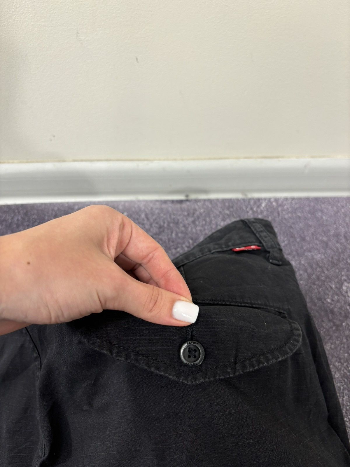 Levi's Vintage Levi’s Y2K Black Men’s Utility Hype Cargo Shorts Size US 34 / EU 50 - 18 Thumbnail