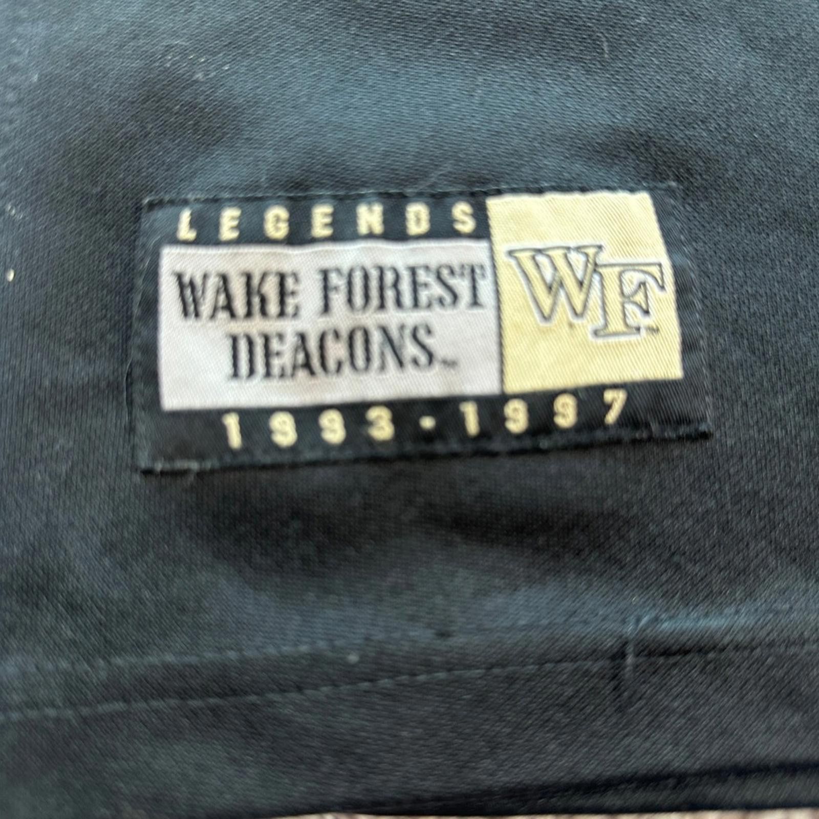 Other Wake Forest Deacons Tim Duncan Basketball Jersey 21 XXL Size US XXL / EU 58 / 5 - 5 Thumbnail