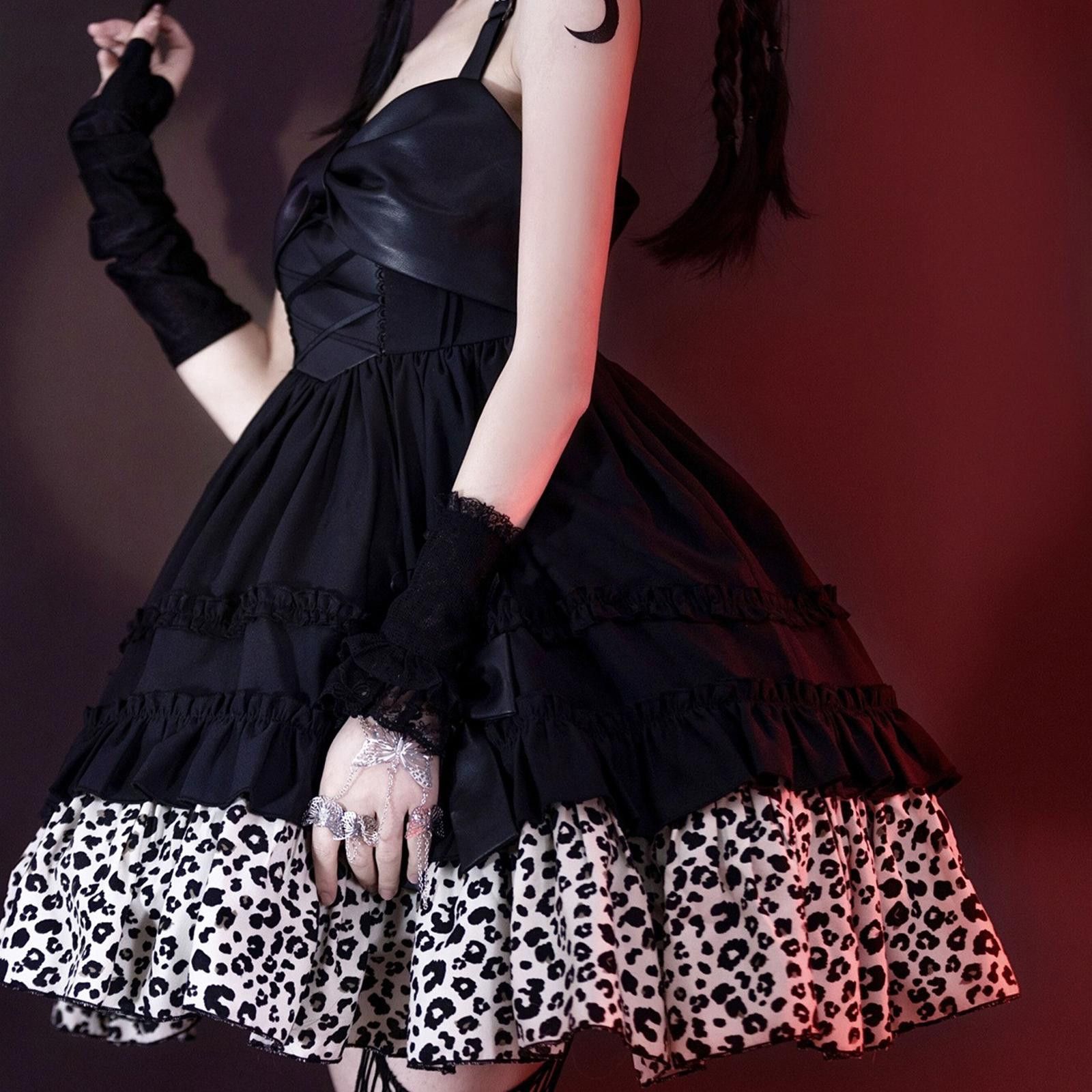 The Unbranded Brand goth y2k dress Size ONE SIZE - 4 Thumbnail