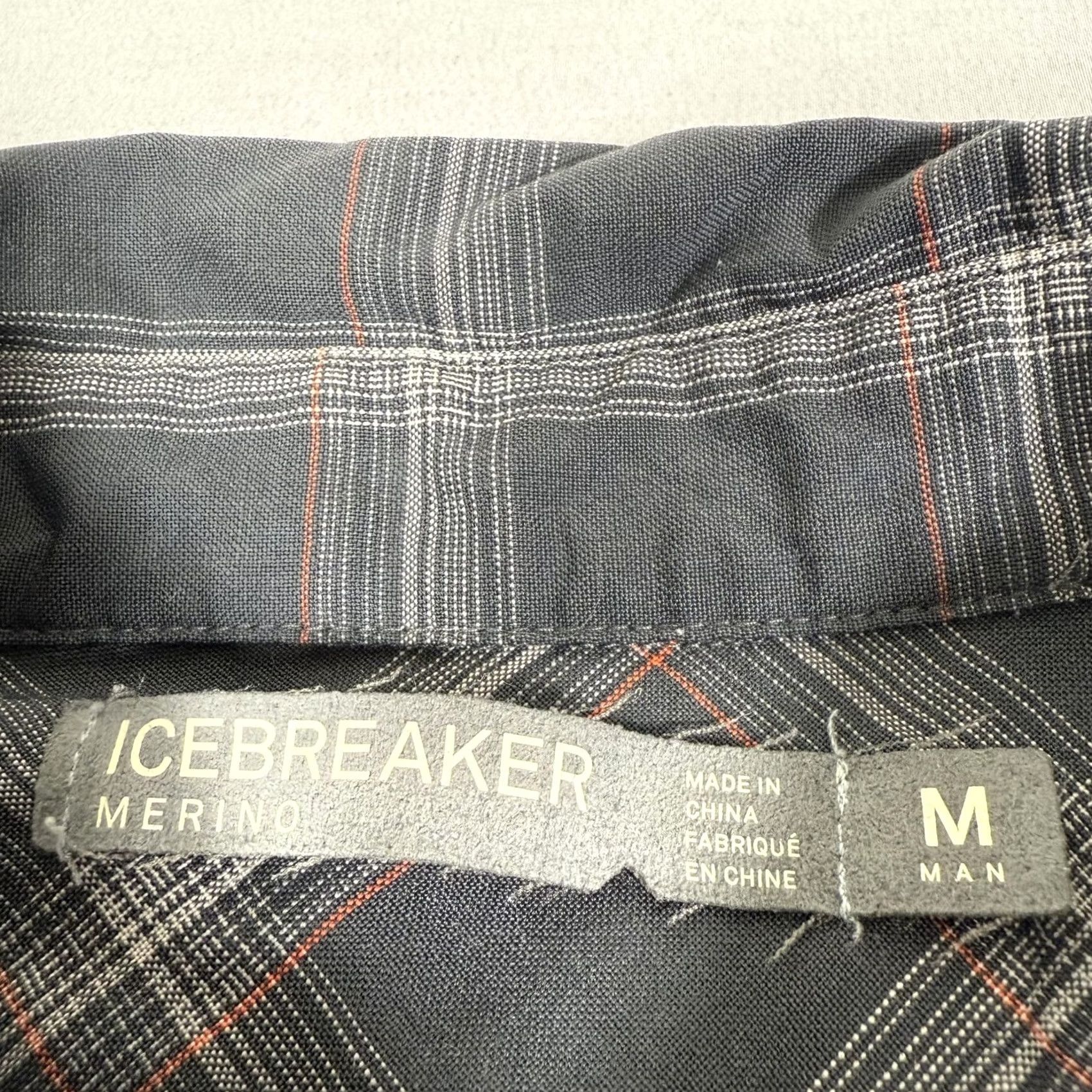 Icebreaker Icebreaker Shirt Mens Medium Merino Wool Plaid Button-Up Gray Short Sleeve Outdoor Casual Travel Concert Mens Size US M / EU 48-50 / 2 - 6 Thumbnail