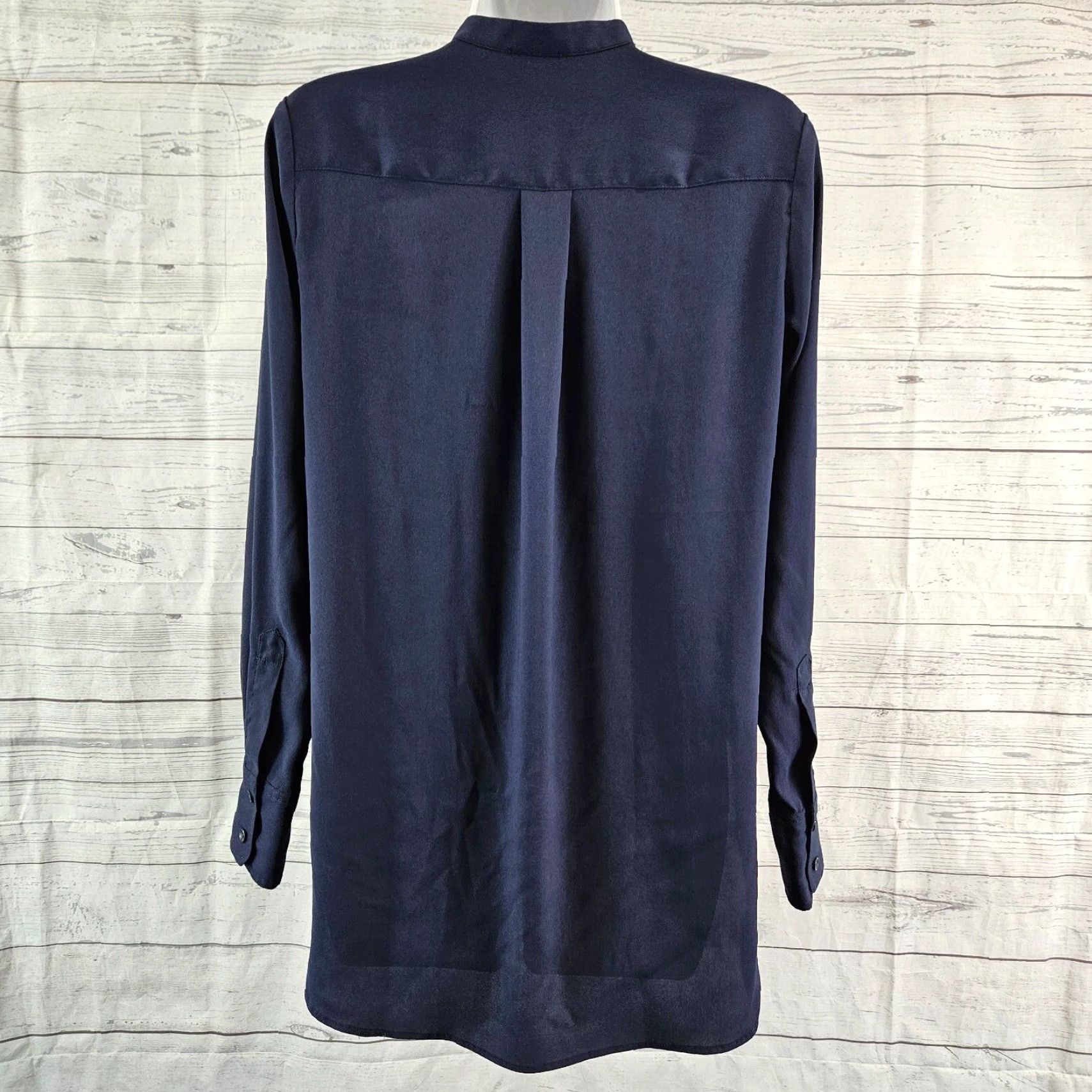 Ann Taylor **Ann Taylor Women Popover Top Size XS Blue Long Sleeve** User: Ann Taylor Women Popover Top Size XS Blue Long Sleeve Size XS / US 0-2 / IT 36-38 - 4 Thumbnail