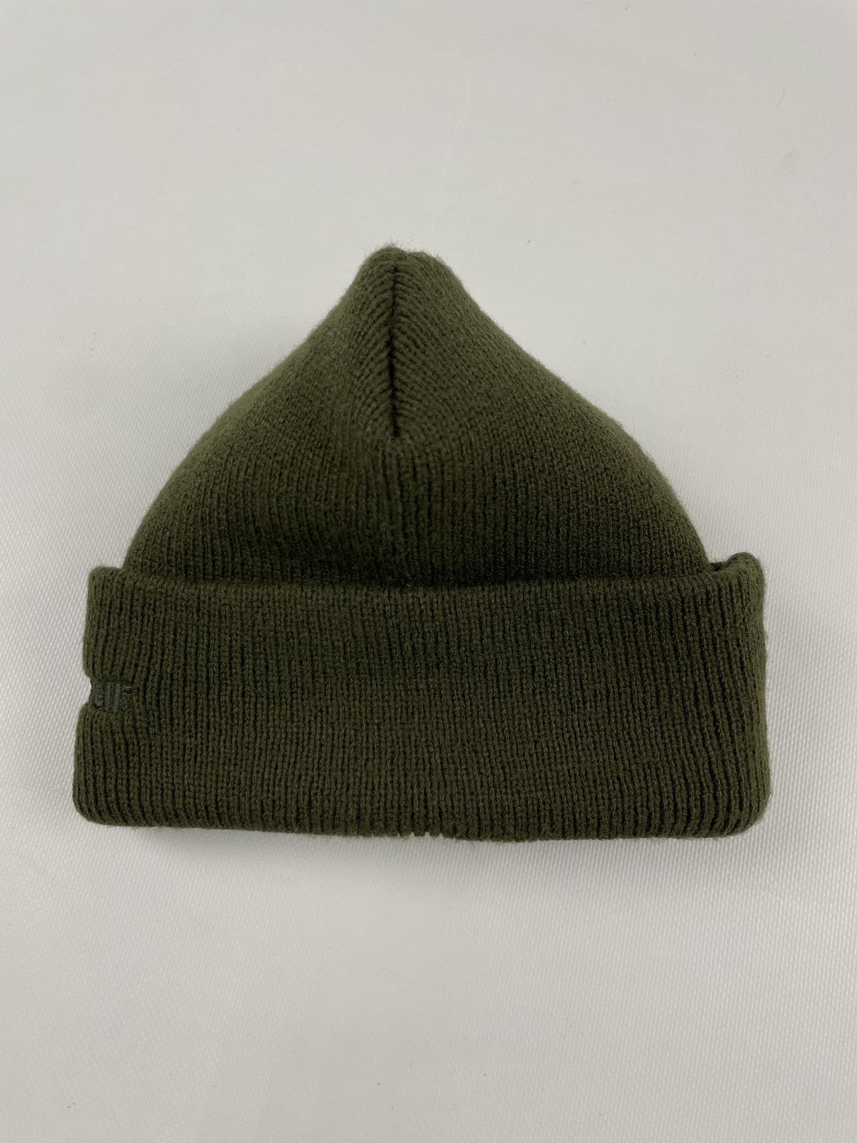 Barbour Unisex D385 England Ribbed Embroidered Logo Green Beanie Hat Size ONE SIZE - 8 Thumbnail
