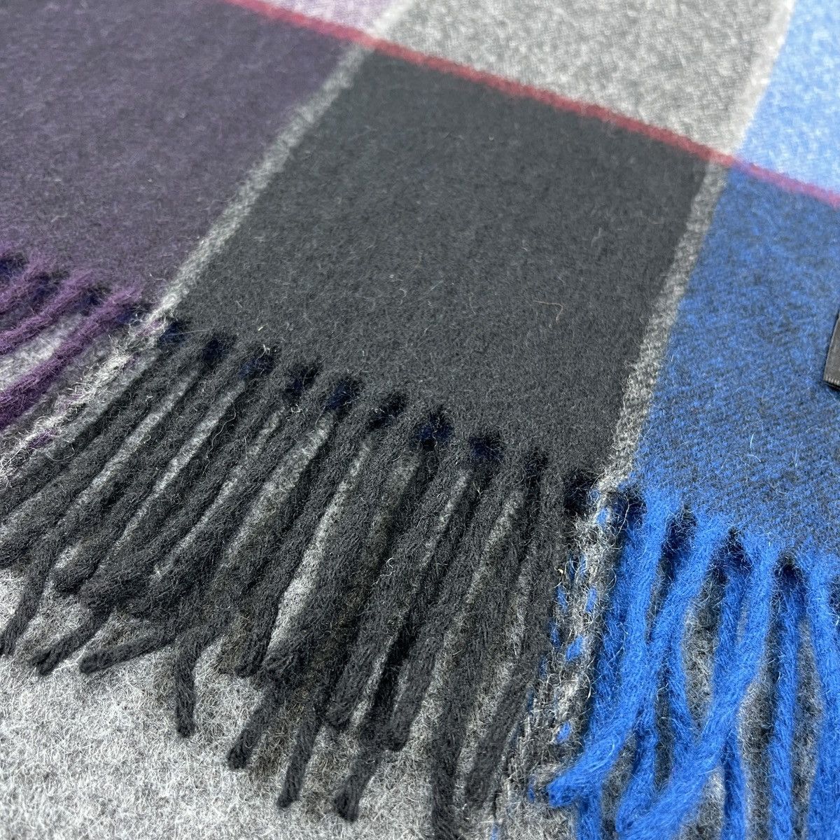 Lanvin Lanvin Scarf / Muffler / Neckwear T1524 Size ONE SIZE - 7 Thumbnail