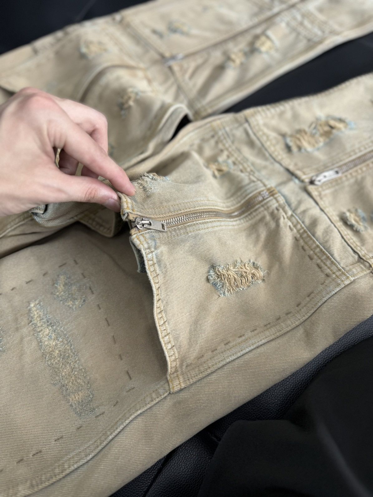 Givenchy Givenchy Men’s Work Style Pants Size 38 $1520 Retail Size US 38 / EU 54 - 18 Thumbnail