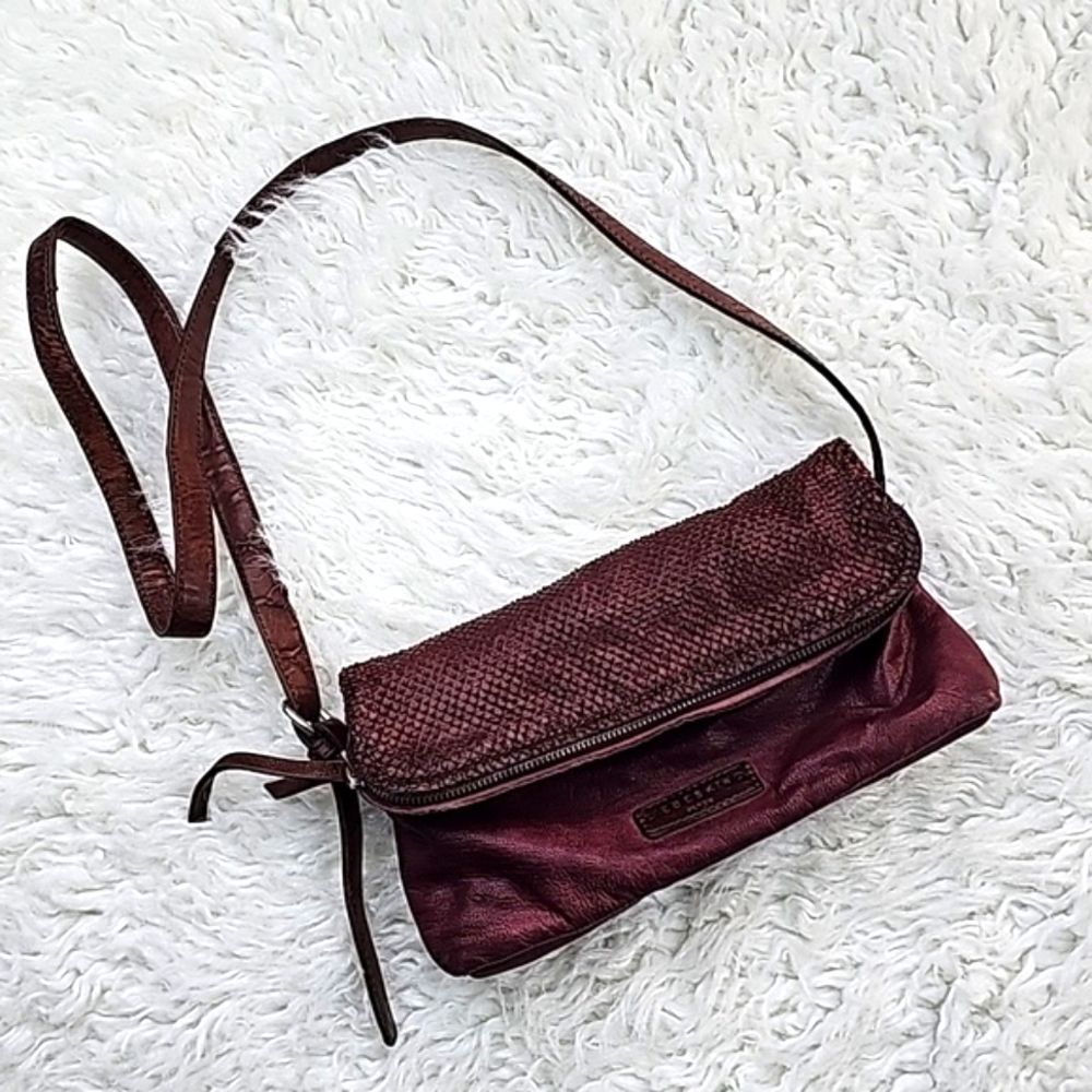 Liebeskind Berlin Anacortes City Line Crossbody Bag in Gang