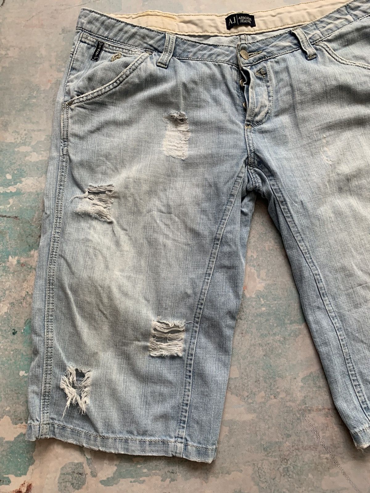 Armani Armani Y2K Distressed Denim Shorts Hype 2000s Destroyed Rare Size US 36 / EU 52 - 3 Thumbnail