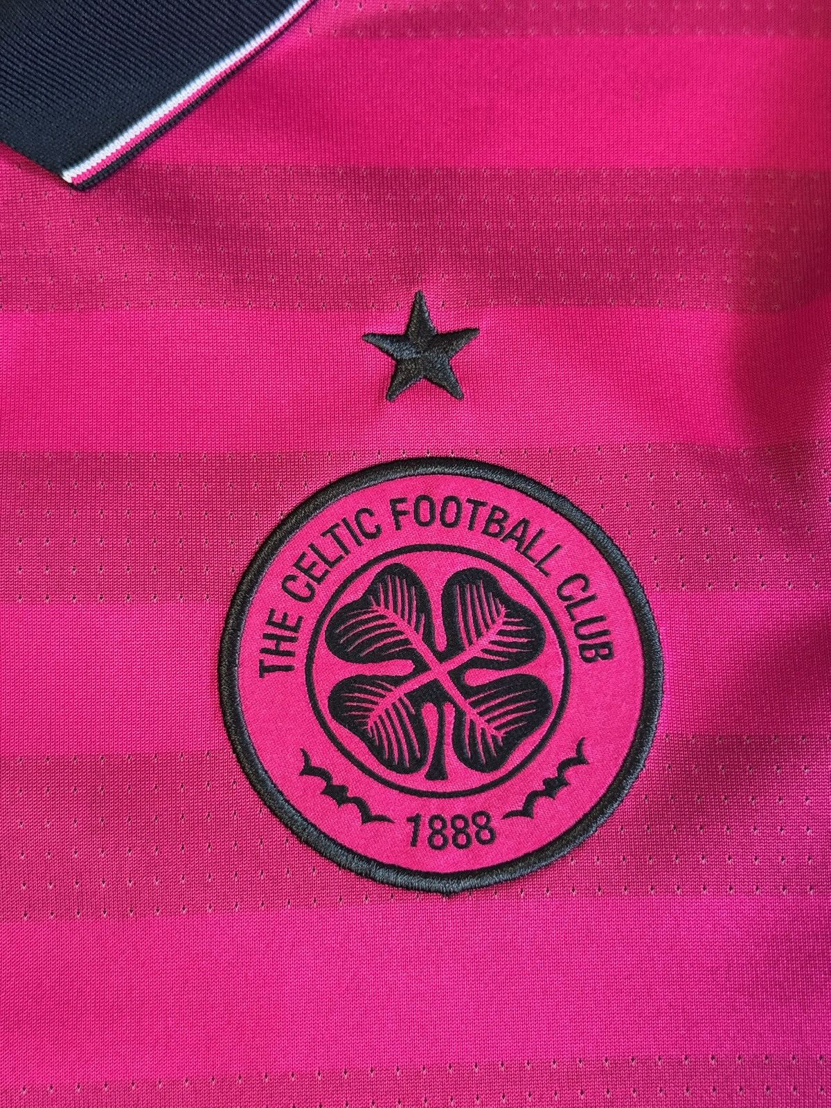 New Balance Celtic Long Sleeve Polo Soccer New Balance Mens M Size 2016 Size US M / EU 48-50 / 2 - 4 Thumbnail