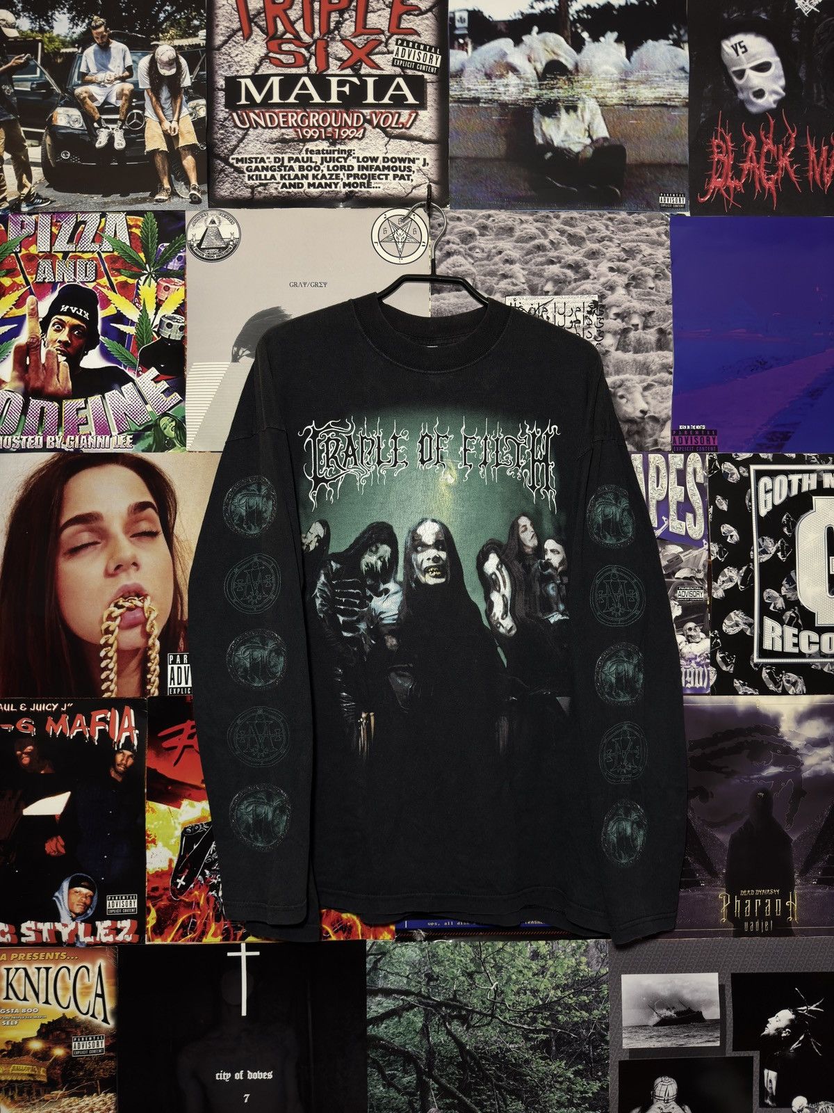 Vintage Cradle of Filth 2000s Heaven’s Mutant Children Long Sleeve Size US XL / EU 56 / 4 - 1 Thumbnail