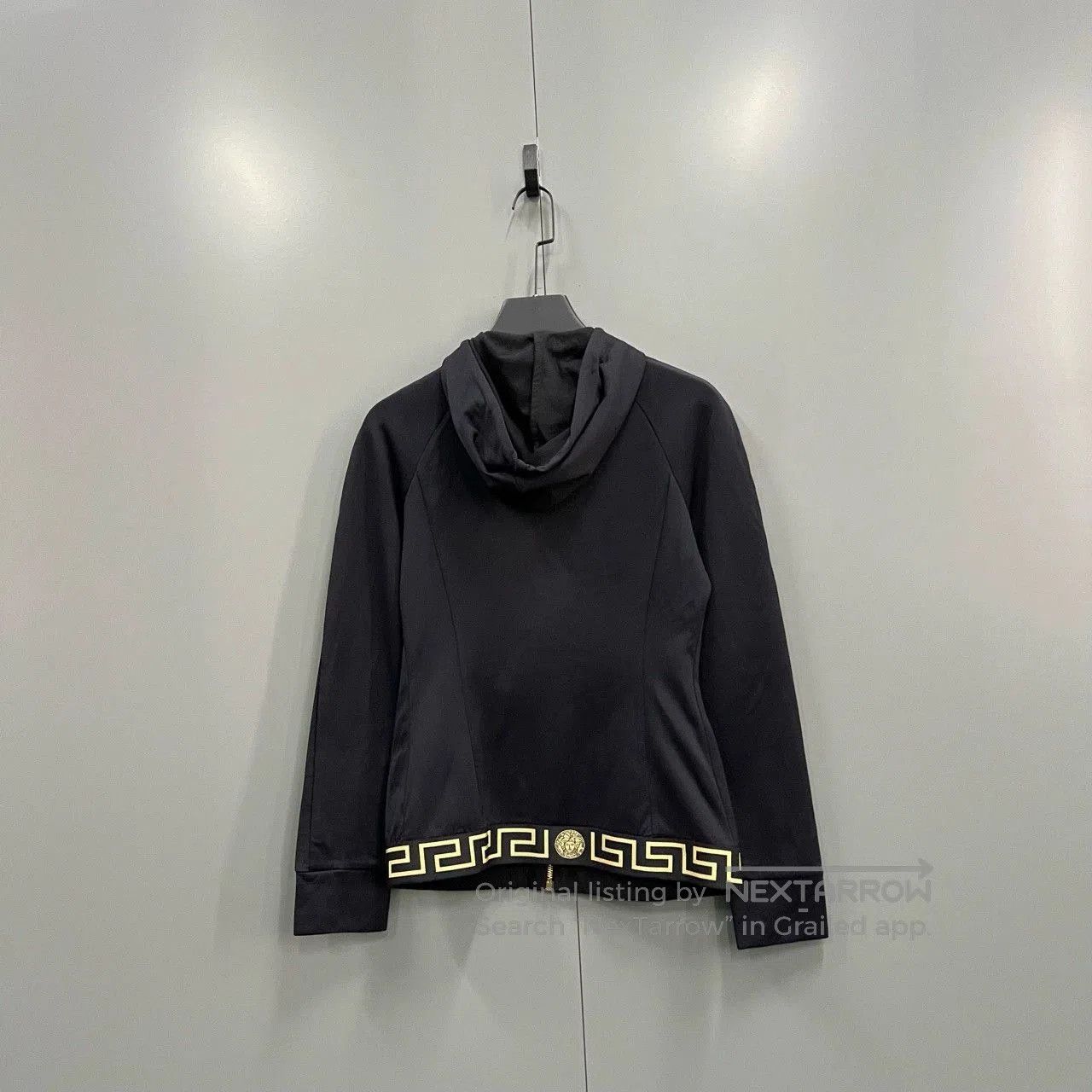 Versace versace black gold print hooded jacket. Size US L / EU 52-54 / 3 - 2 Thumbnail