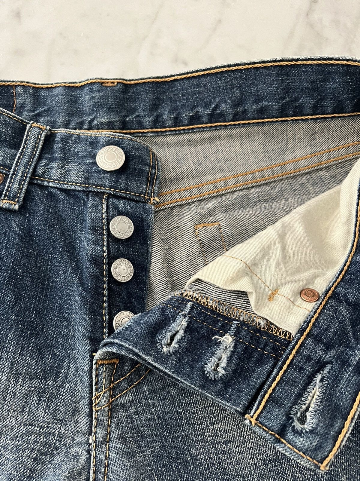 Levi's WOMEN’S LOW-RISE LEVI’S JEANS Size 24" / US 00 / IT 34 - 5 Thumbnail