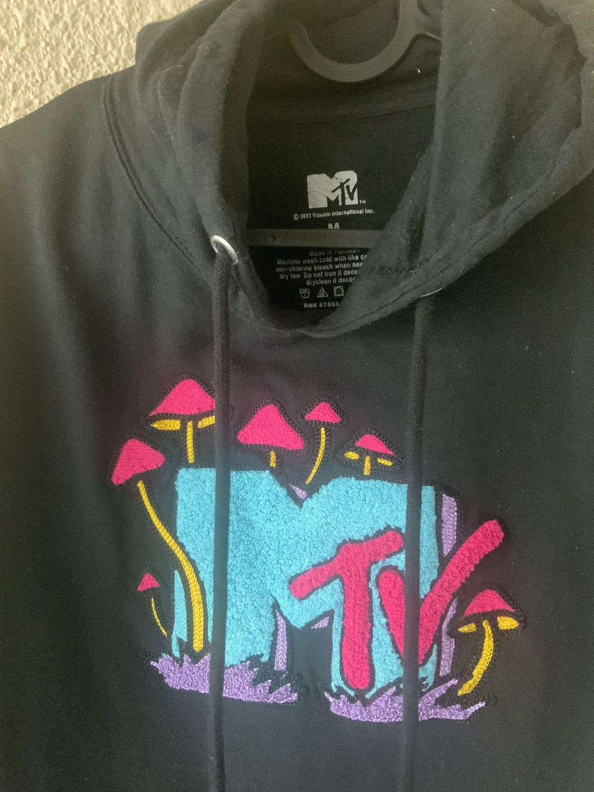 Mtv Mtv 🍄 Size US M / EU 48-50 / 2 - 5 Thumbnail