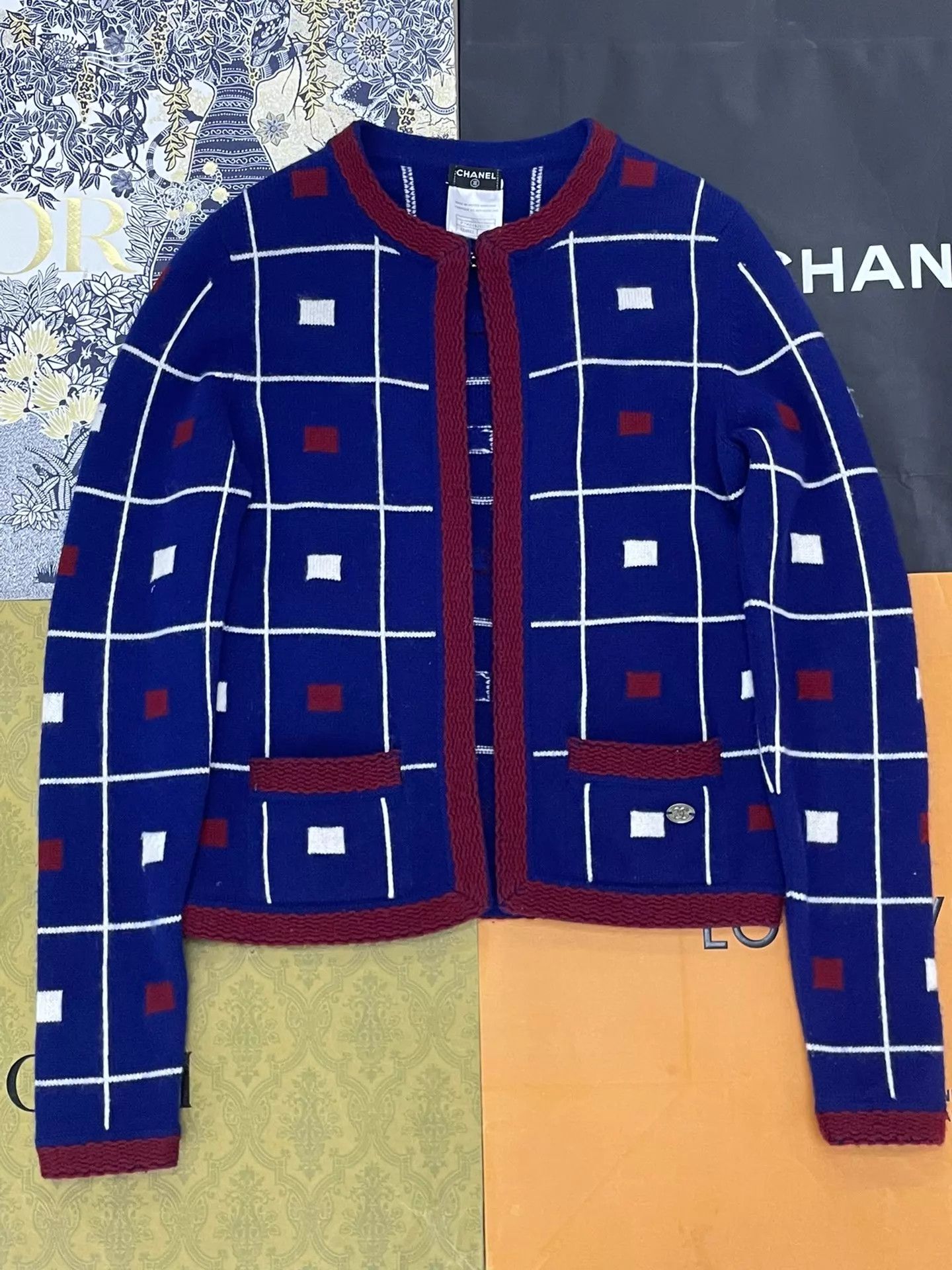 Chanel Chanel Colorblocked Tartan Cashmere Cardigan 36 New Size XS / US 0-2 / IT 36-38 - 1 Thumbnail