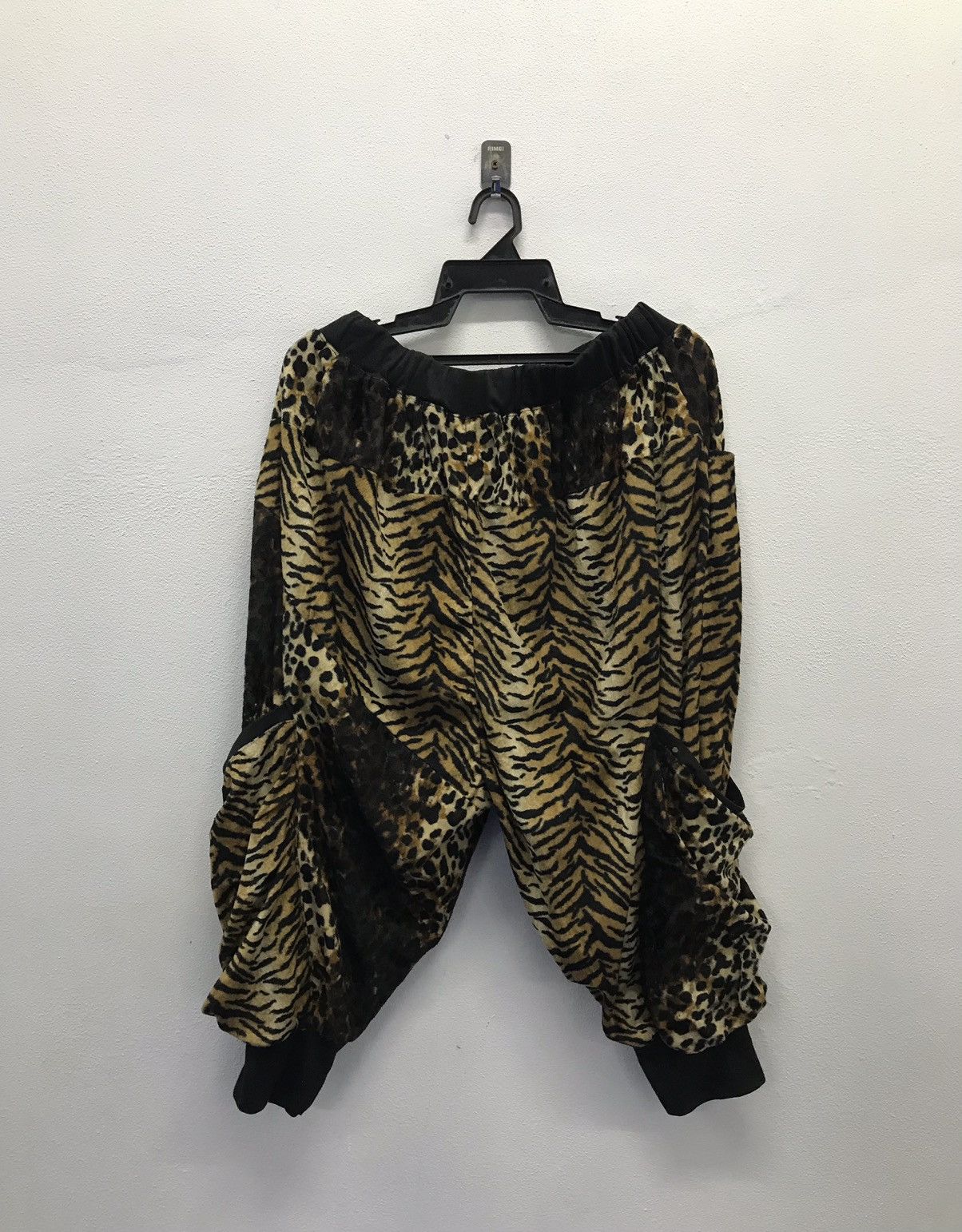 Japanese Brand × Vintage Vintage Tiger Pattern Pants Size US 29 - 2 Thumbnail