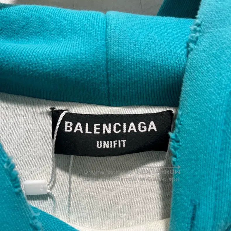 Balenciaga Balenciaga Lake Blue Printed Logo Ripped White Base Hooded Size US XS / EU 42 / 0 - 5 Thumbnail