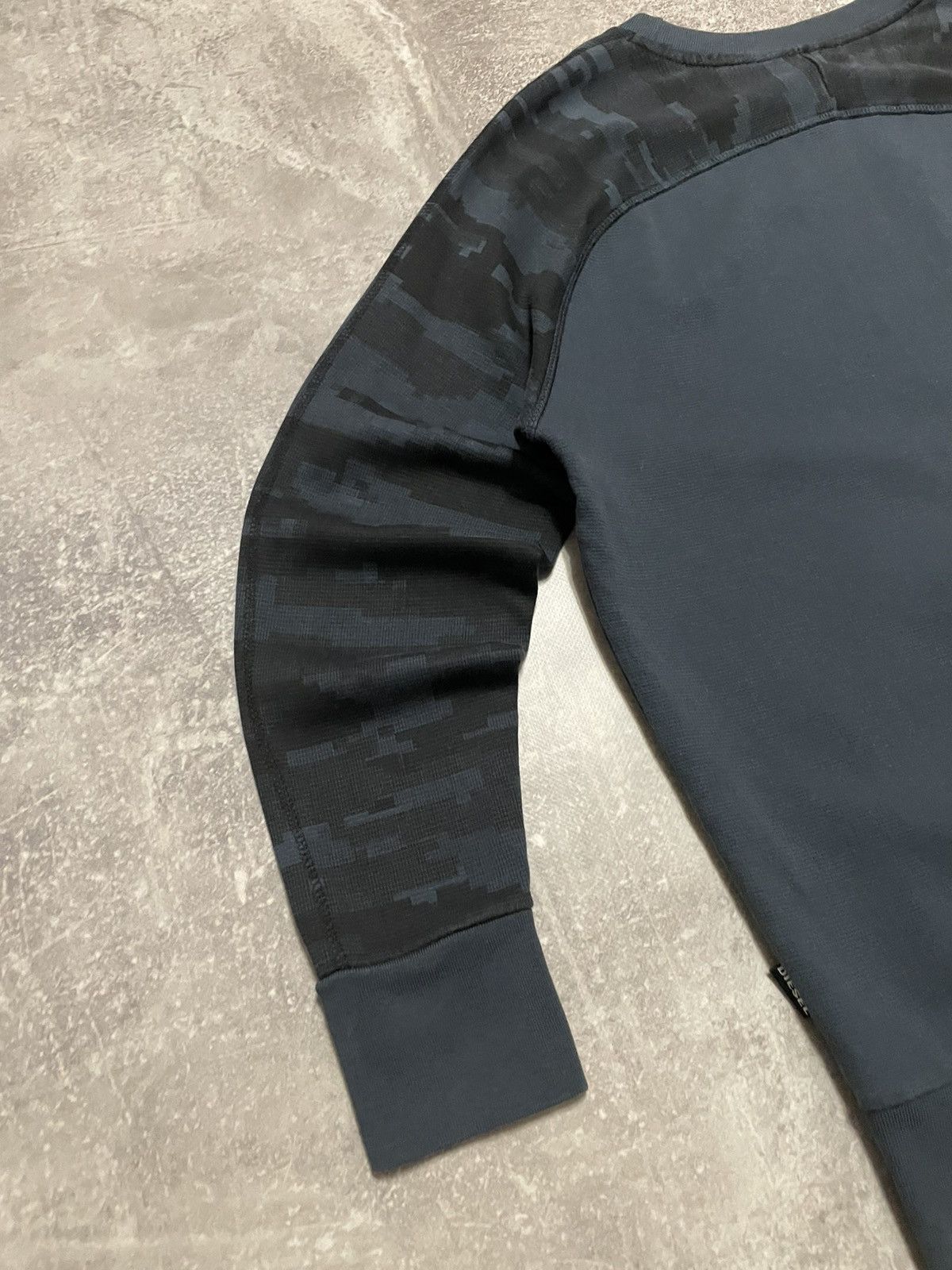 Diesel Vintage Diesel Sweatshirt Crewneck Size US S / EU 44-46 / 1 - 14 Thumbnail