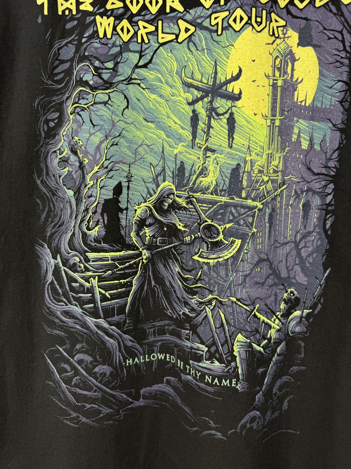 Iron Maiden Men’s Iron Maiden World Tour 2017 T-Shirt Size Medium Size US M / EU 48-50 / 2 - 17 Thumbnail