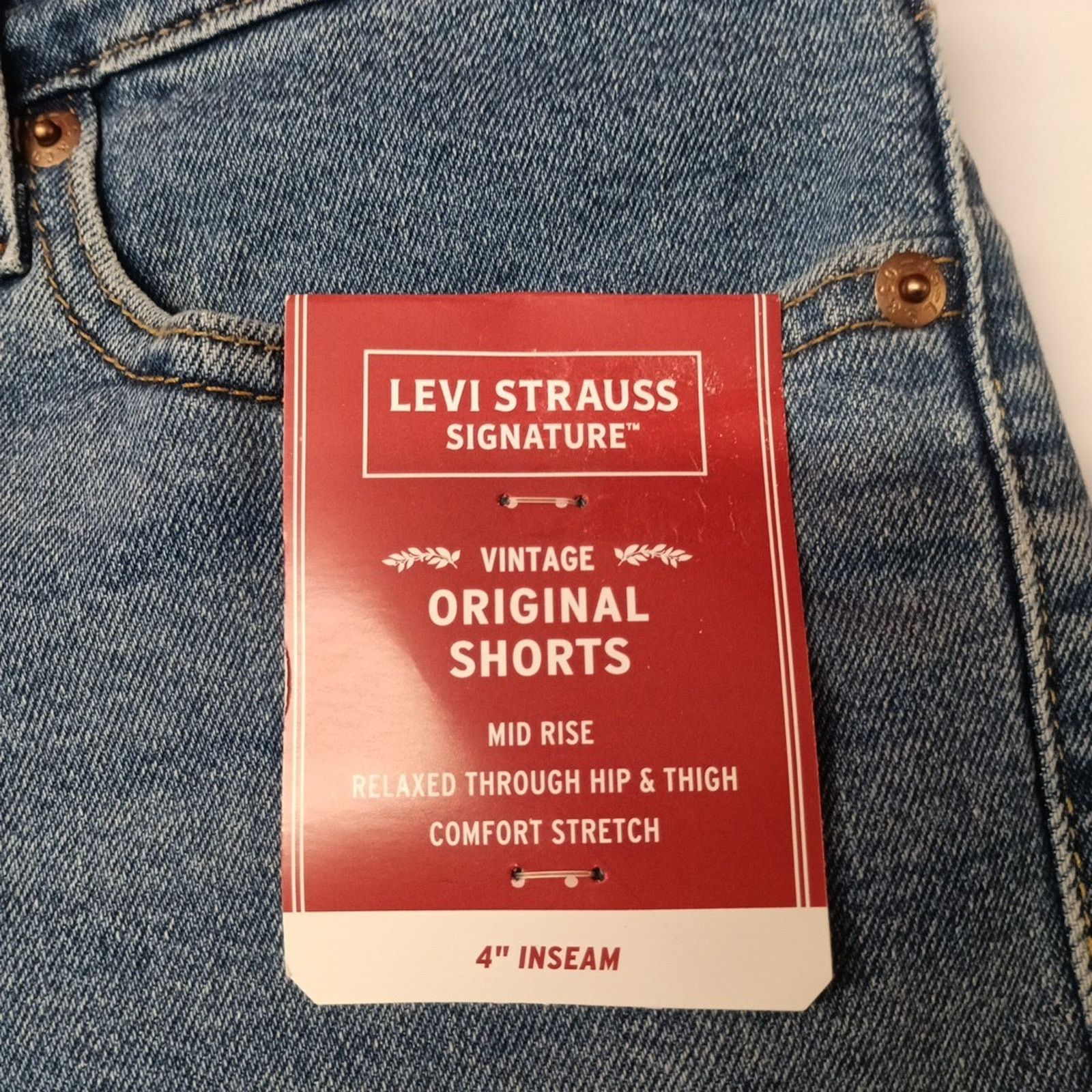 Levi's Levi Strauss Womens Mid Rise 4" Denim Shorts Size 8 W29 Blue Size 30" / US 8 / IT 44 - 2 Thumbnail