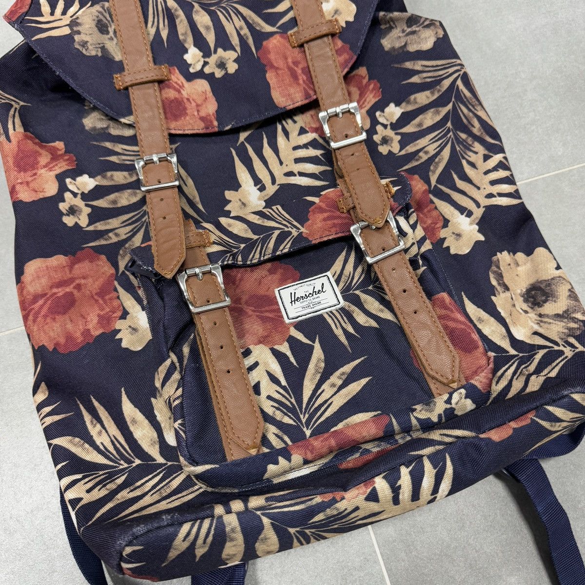 Herschel Supply Co. Herschel Supply Co. Floral Print Retreat Backpack Size ONE SIZE - 5 Thumbnail