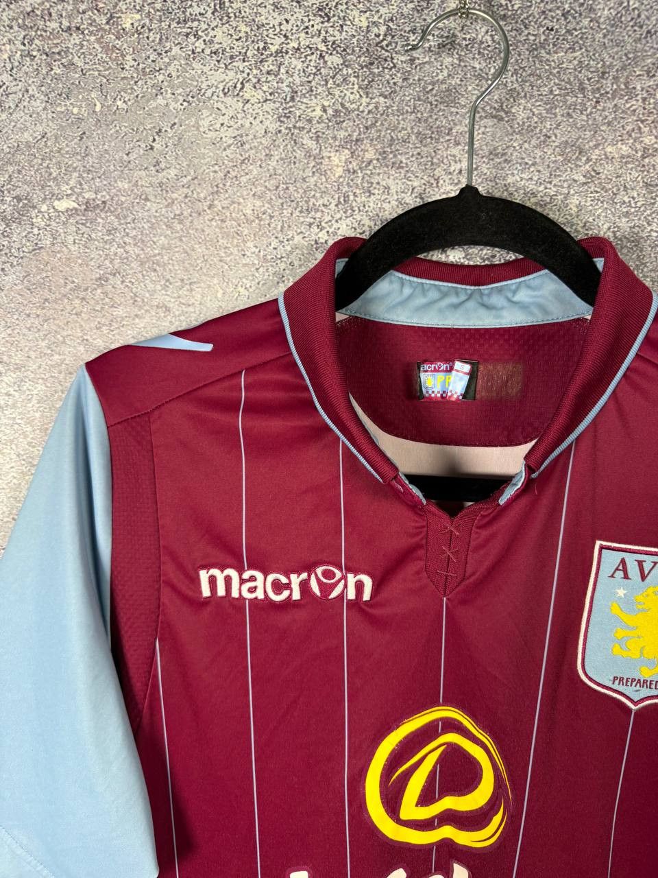 Macron × Vintage Vintage Aston Villa 2014/15 Macron Soccer Jersey Blokcore Size US M / EU 48-50 / 2 - 5 Thumbnail