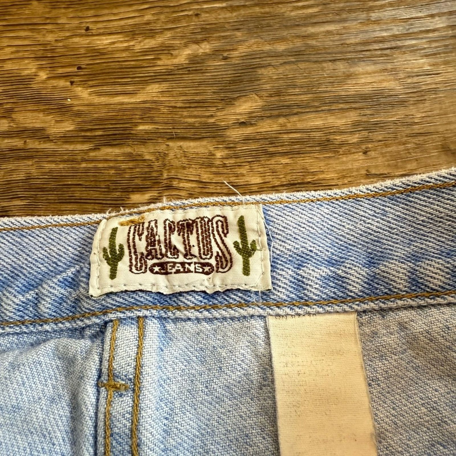 Vintage Vintage 90s Cactus High Waisted Stone Washed Jeans Size 30" / US 8 / IT 44 - 5 Thumbnail