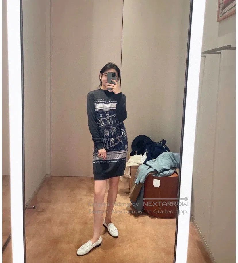 Hermes Hermes Harnais de Cour Bandana Sweater. Size M / US 6-8 / IT 42-44 - 1 Thumbnail
