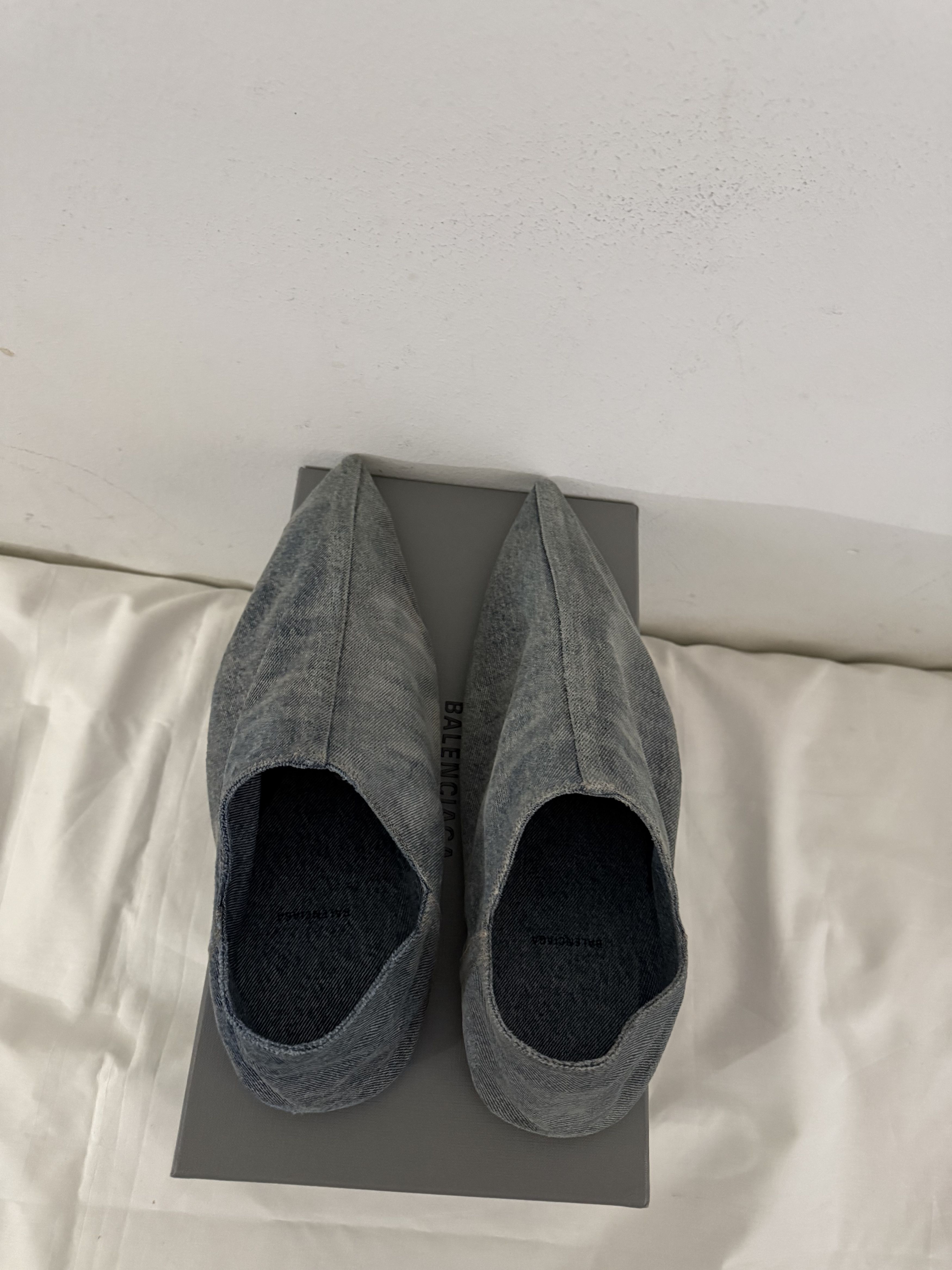 Balenciaga Calfskin Denim Babouche Mules Size US 7 / EU 40 - 7 Thumbnail