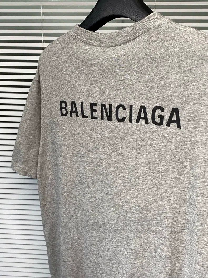 Balenciaga Balenciaga Short-sleeve T-shirt with letter print logo, gr Size US XXS / EU 40 - 4 Thumbnail