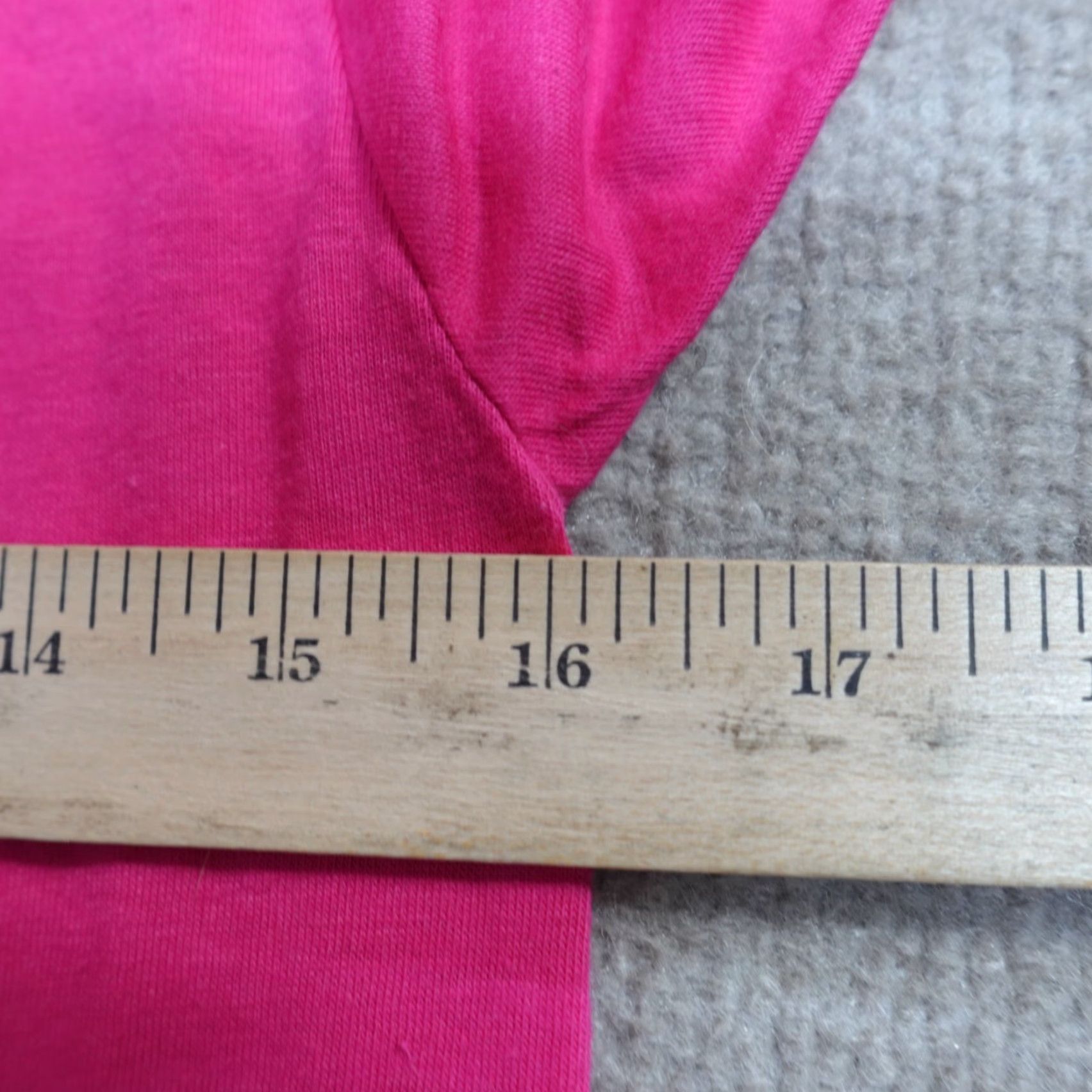 Vintage VINTAGE American Vintage Shirt Men S Pink USA 50/50 Crew Neck Short Sleeve CottonBlend 50/50 USA Shirt Vintage Pink Men S Small Size US S / EU 44-46 / 1 - 6 Thumbnail