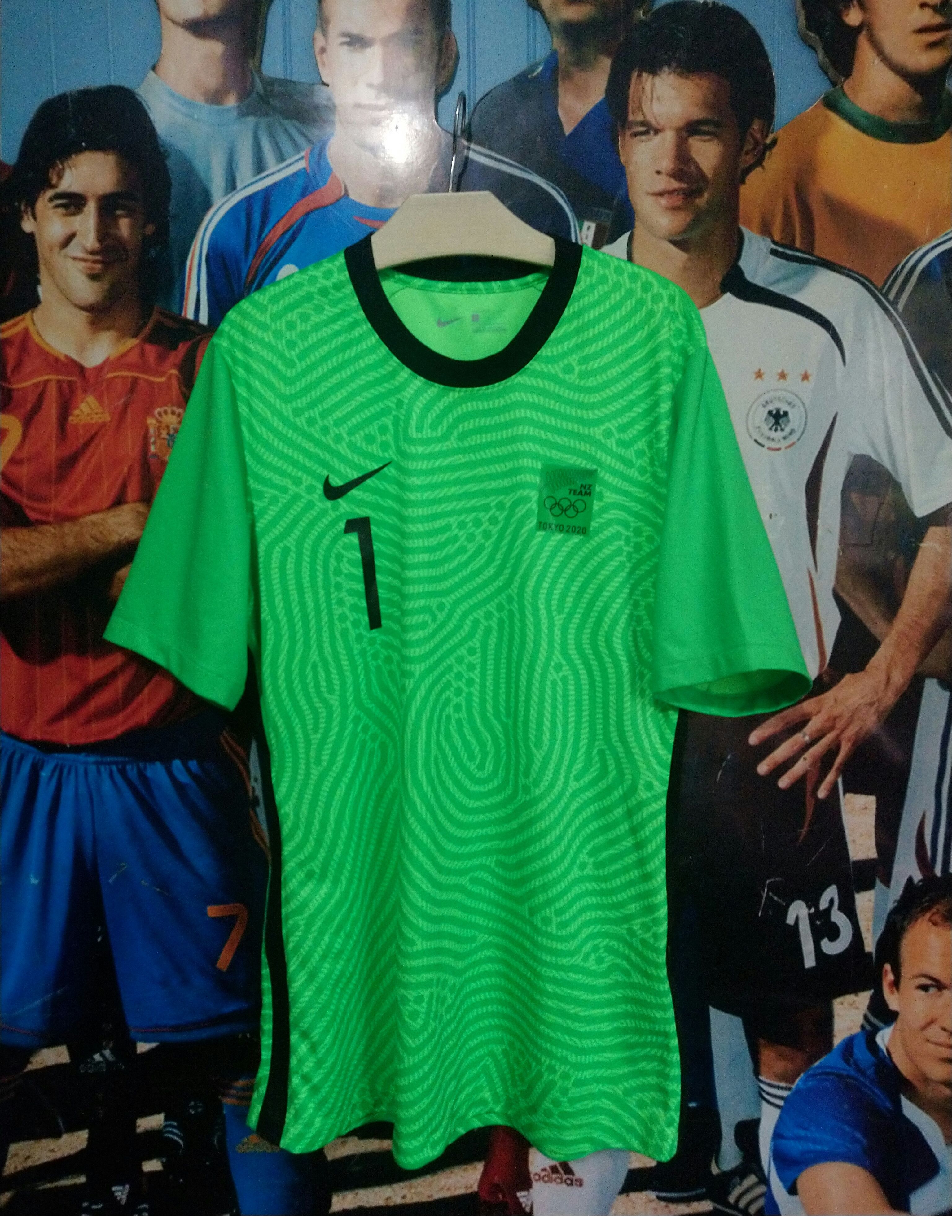 image of Nike Goalkeeper Shirt Matchworn Michael Woud New Zealand in Green, Men's (Size Large)