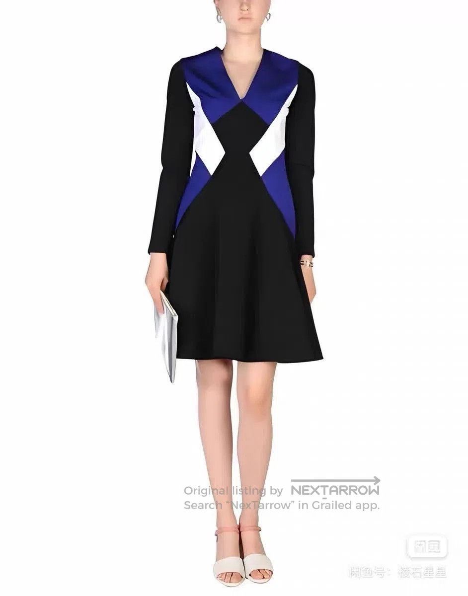 Versace Versace Runway Authentic Dress. Size M / US 6-8 / IT 42-44 - 2 Thumbnail