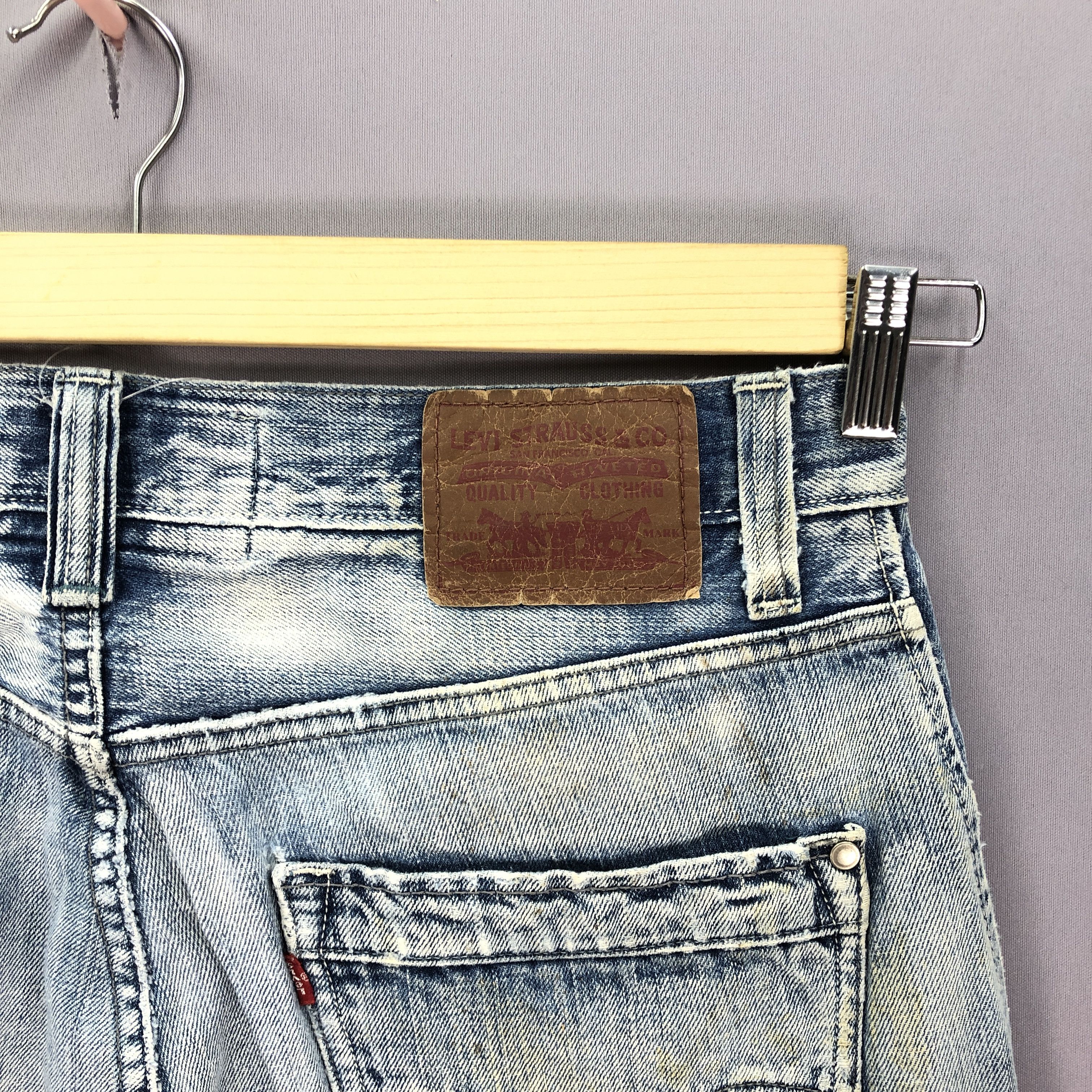 Jean Vintage Distressed Levis Baggy Jeans Levi's 569 Faded Denim Size US 32 / EU 48 - 9 Thumbnail