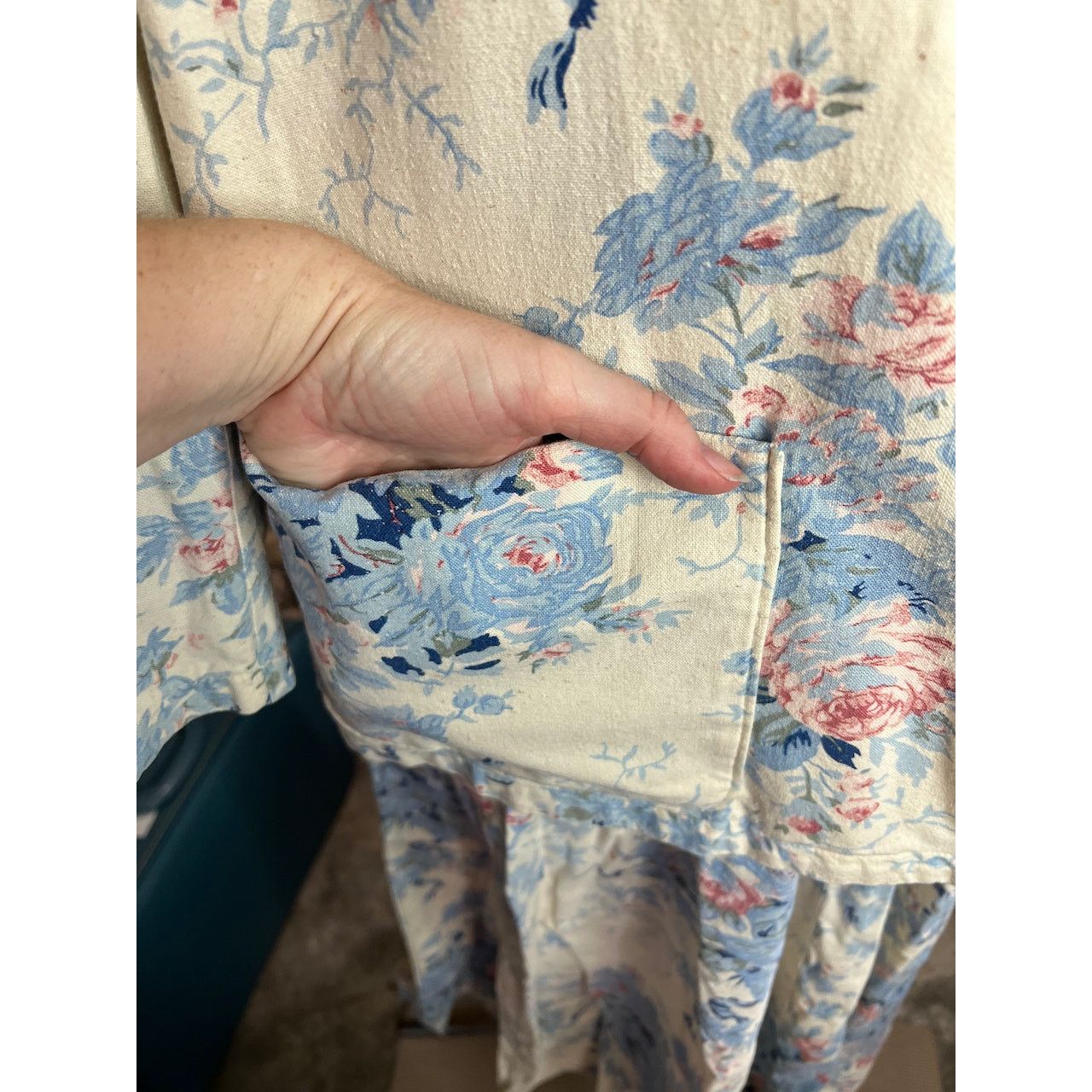 Vintage suit skirt blazer top swing skirt floral blue pink white Size 34" / US 12 / IT 48 - 16 Thumbnail