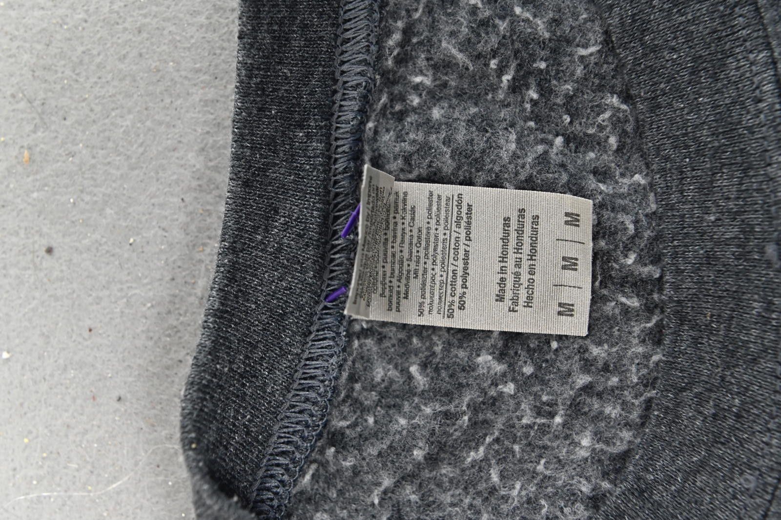 The Unbranded Brand Bonaparte Lake Resort Sweatshirt Black Mens Size M Size US M / EU 48-50 / 2 - 7 Thumbnail