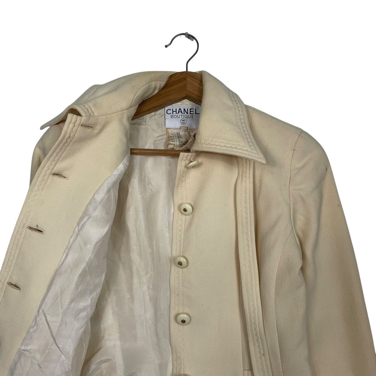 Chanel Vintage Chanel Boutique Light Brown Jacket Size XS / US 0-2 / IT 36-38 - 10 Thumbnail