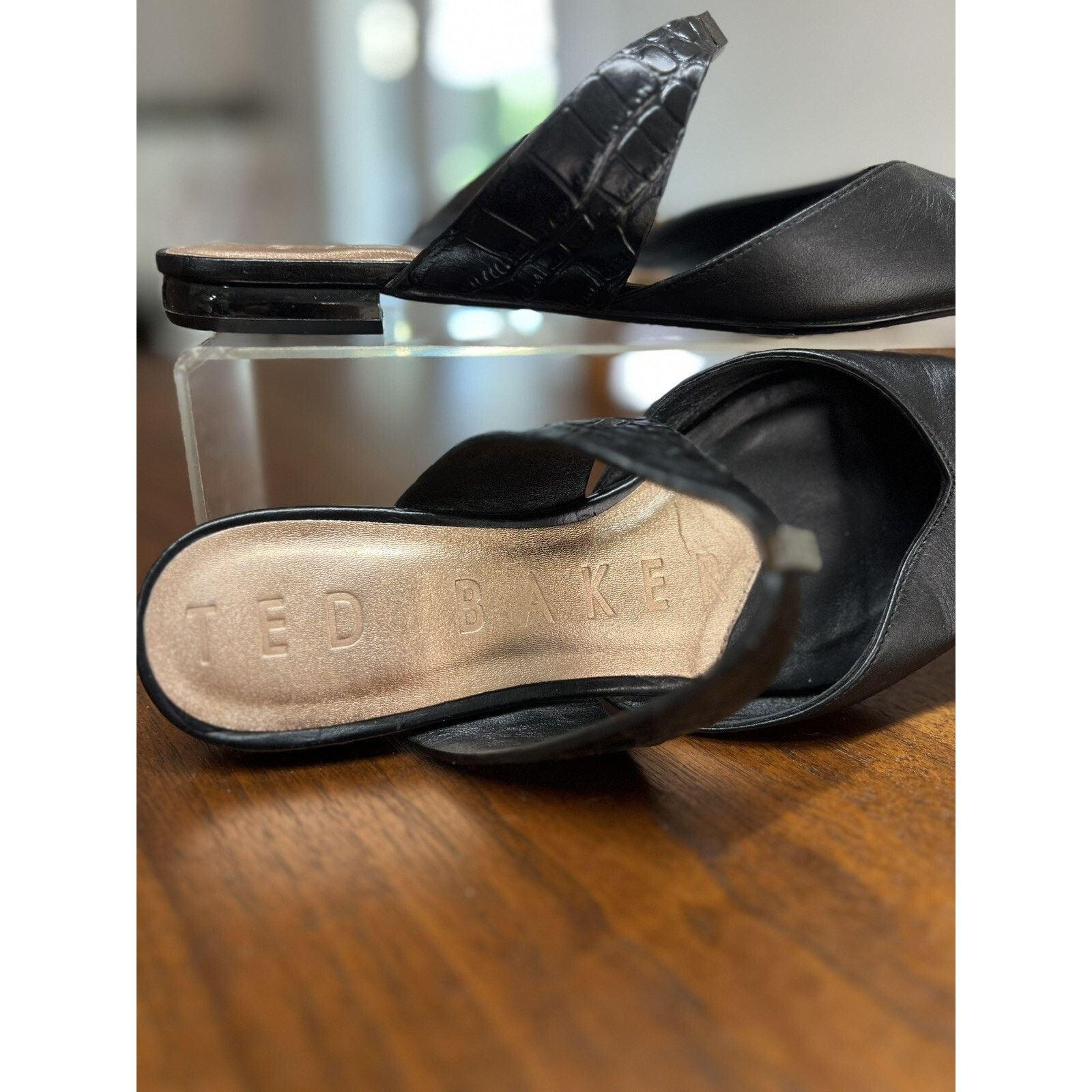 Ted Baker Ted Baker 6.5 Oryla Pointed Toe Leather Mule Flats 37 EU Size US 6.5 / IT 36.5 - 7 Thumbnail