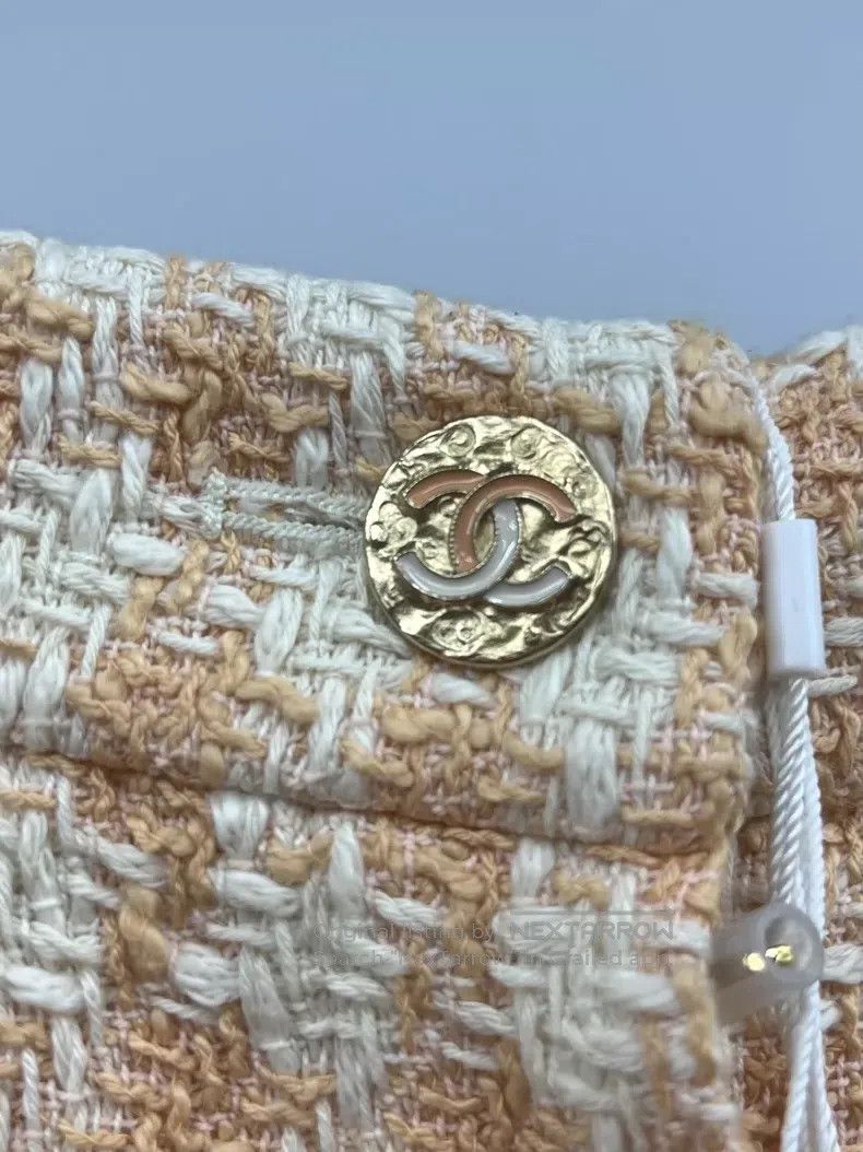 Chanel Chanel 23S spring and summer orange plaid tweed trousers Size 26" / US 2 / IT 38 - 2 Thumbnail