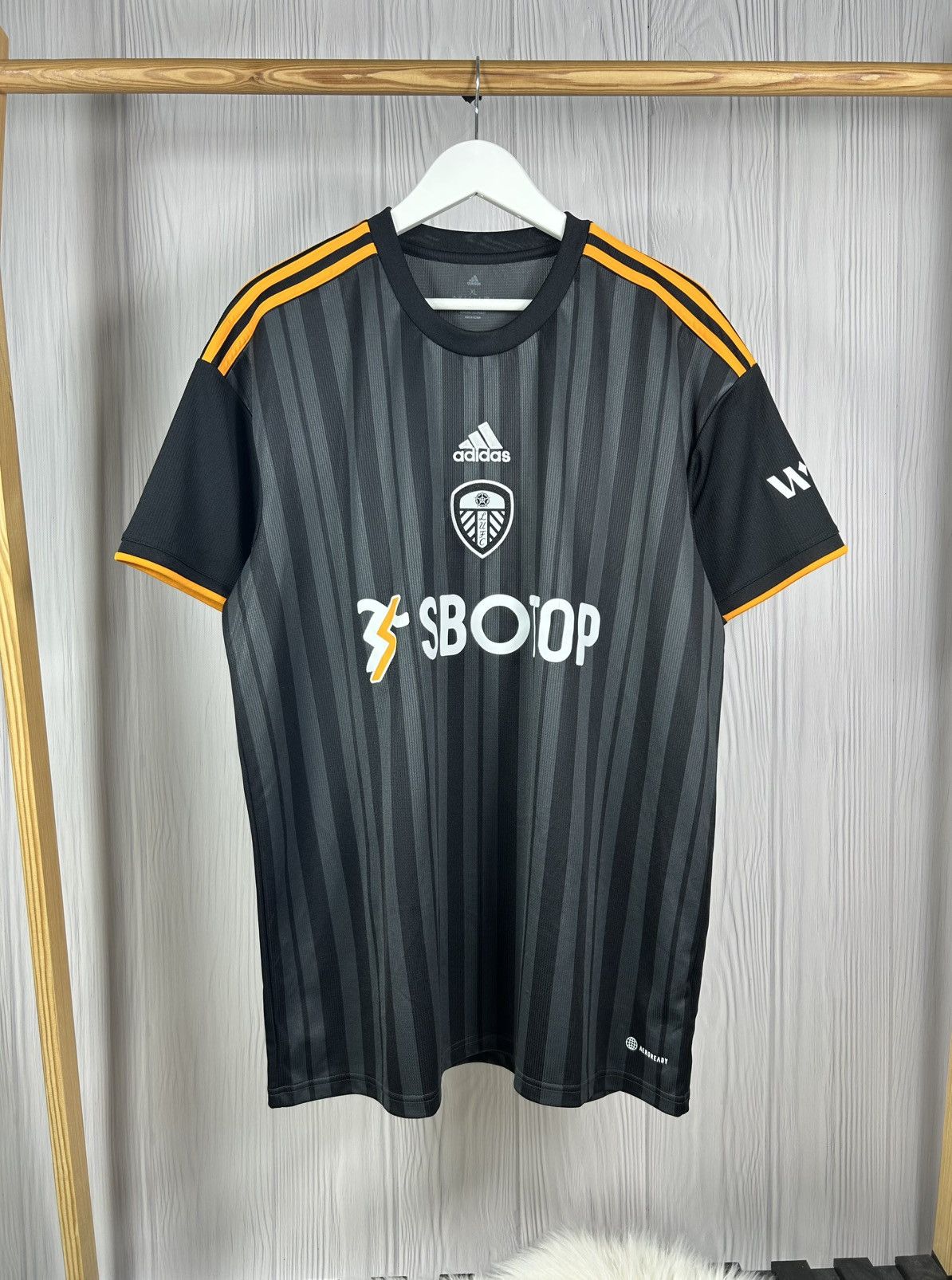 Adidas Leeds United Football Shirt Adidas Away LUFC 2022 XL Size US XL / EU 56 / 4 - 1 Thumbnail