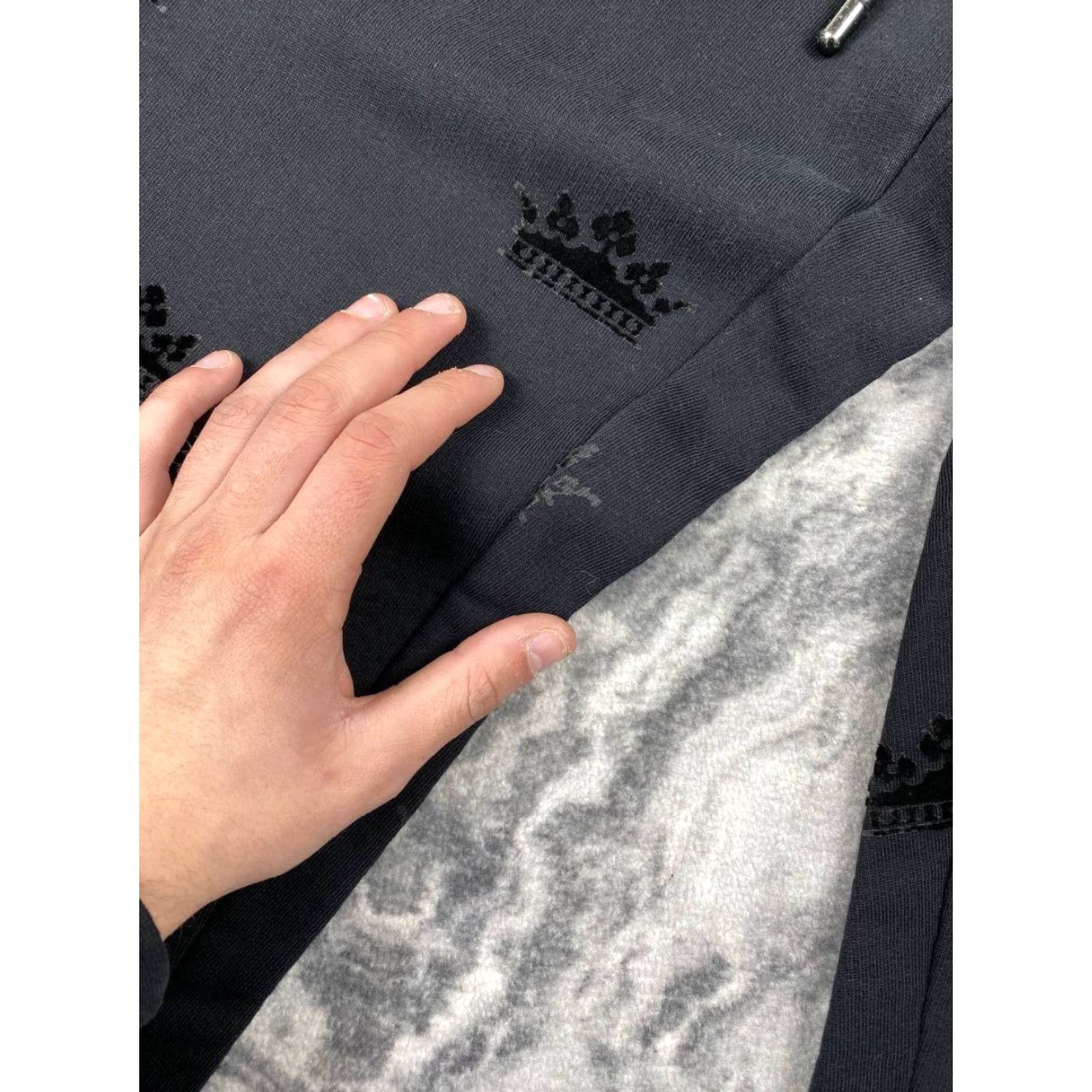 Dolce & Gabbana VINTAGE Dolce&Gabbana Crown Sweatpants Monogram Logo Men Size 48 Black Size US 32 / EU 48 - 5 Thumbnail
