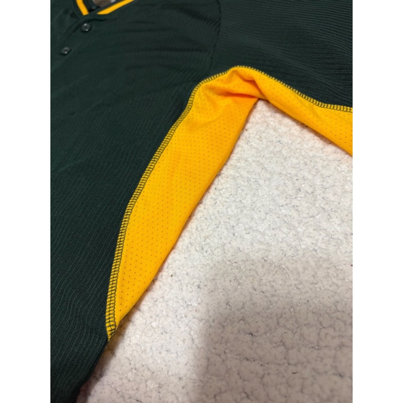Majestic Majestic Cool Base Ribbed Men's Baseball Jersey Oakland NWOT Size US L / EU 52-54 / 3 - 3 Thumbnail