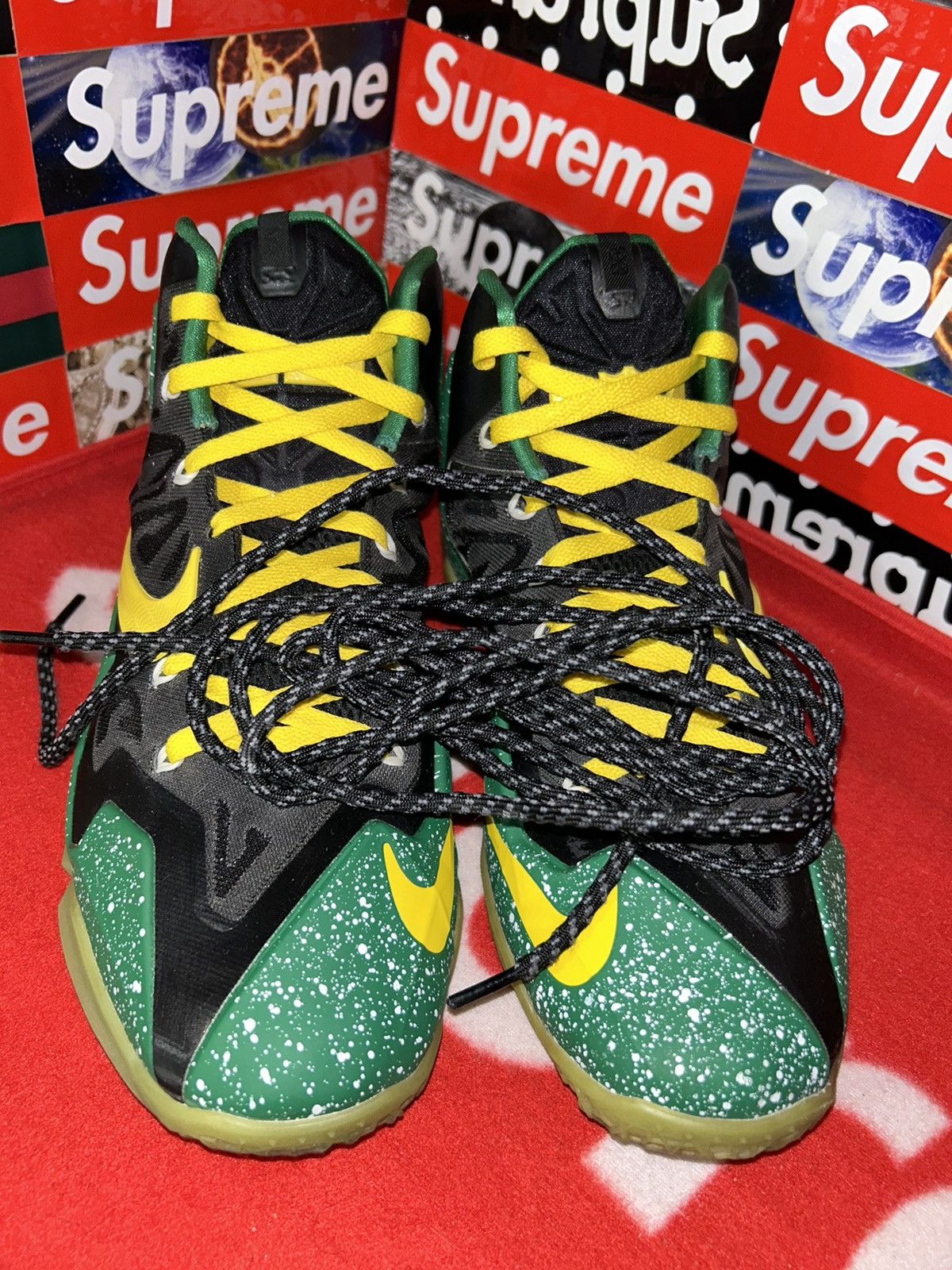 Nike Nike Lebron 11 iD 641216-991 size 12 nikeID VNDS RARE SHOES Size US 12 / EU 45 - 11 Thumbnail