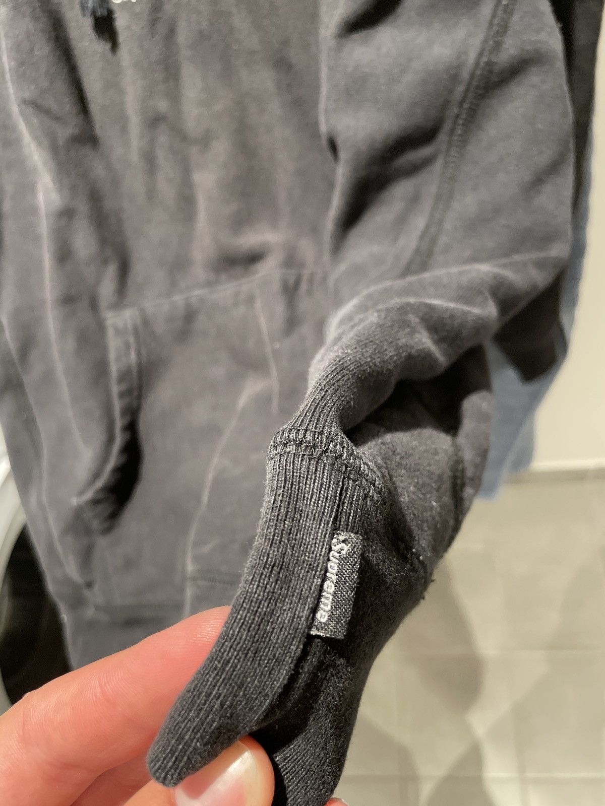 Supreme Supreme Apple hoodie Size US L / EU 52-54 / 3 - 3 Thumbnail