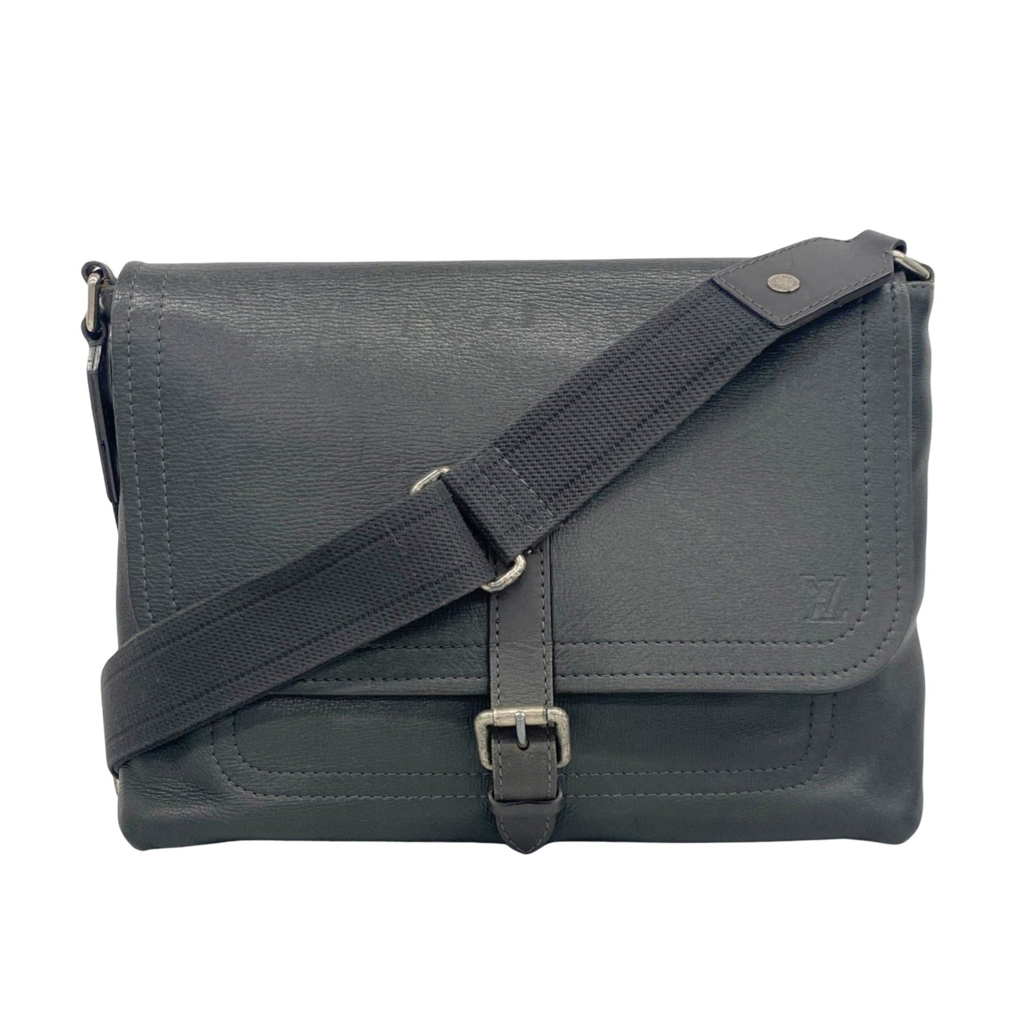 Louis Vuitton Louis Vuitton Utah shoulder Size ONE SIZE - 1 Thumbnail