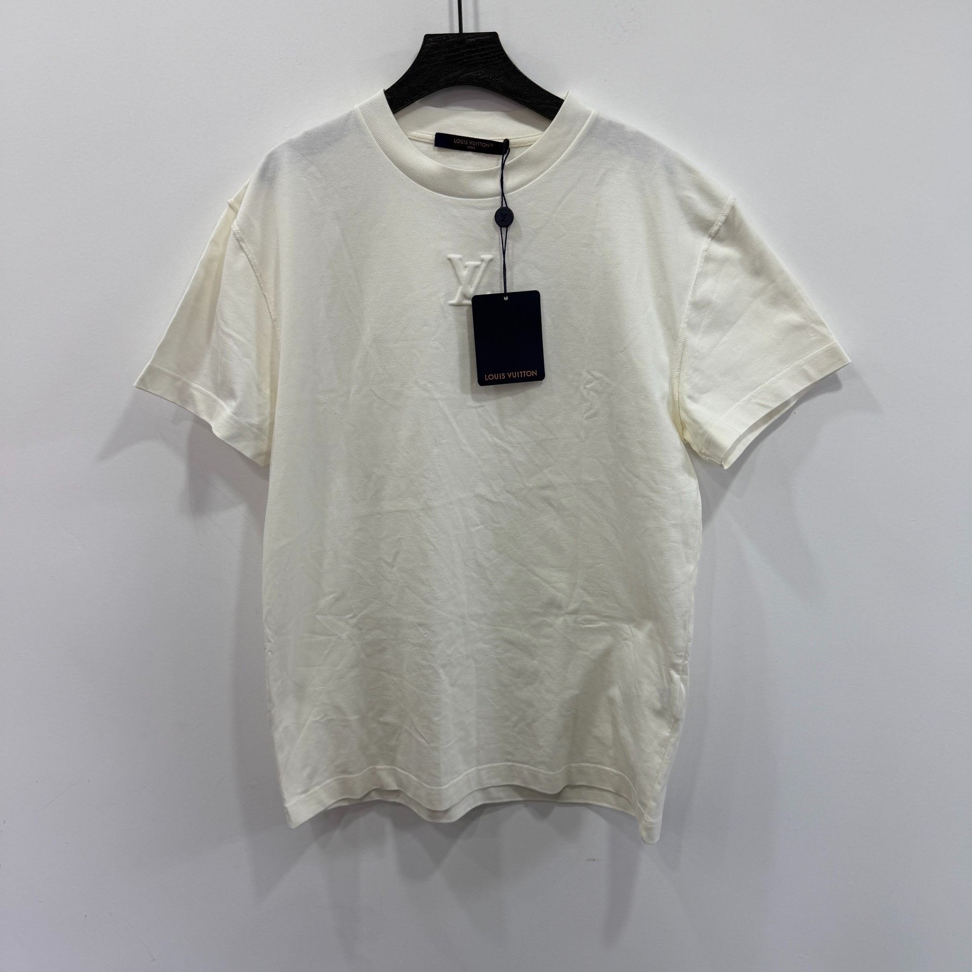 Louis Vuitton Louis Vuitton Retro T-Shirt xs Men Size US XS / EU 42 / 0 - 1 Thumbnail