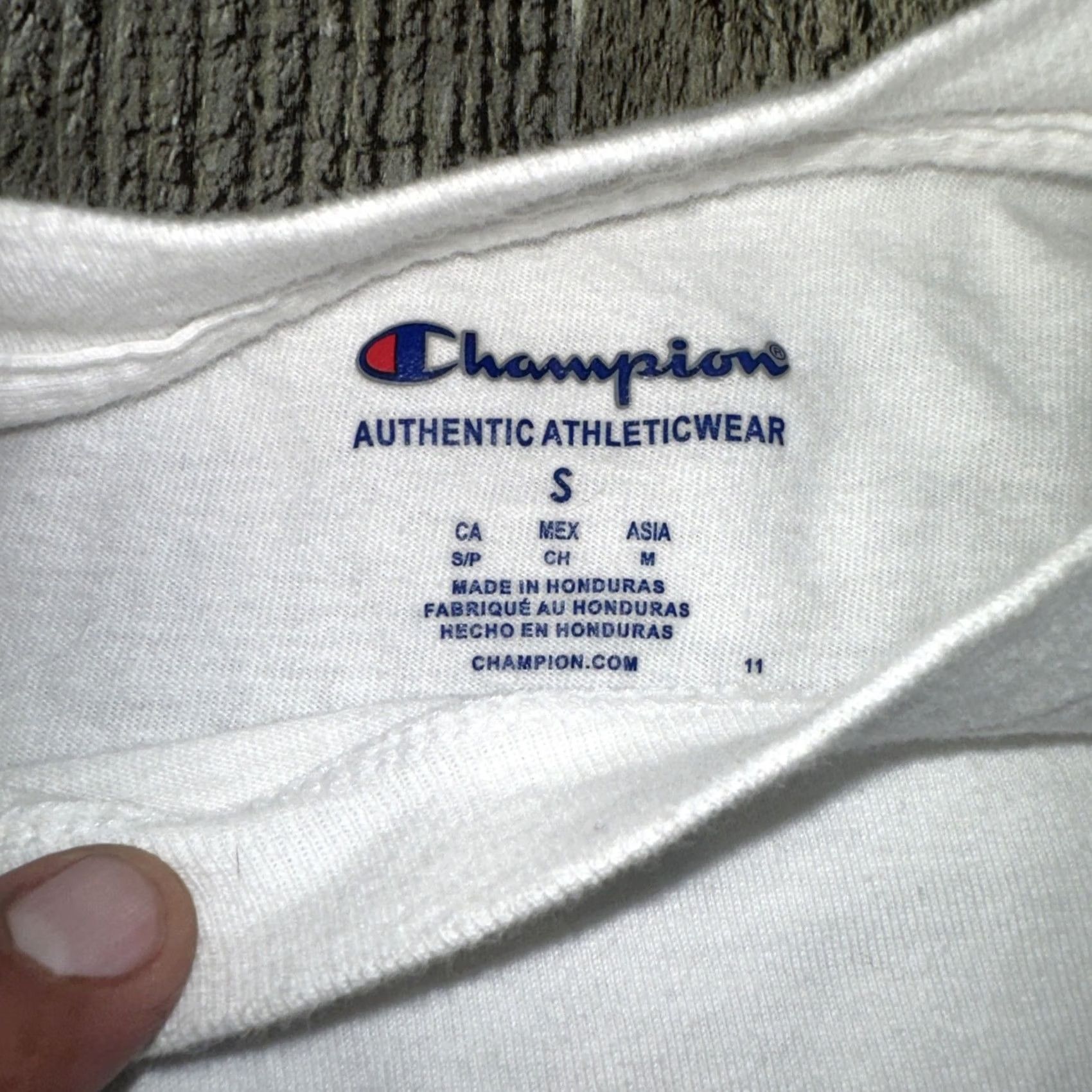 Champion VINTAGE? Men’s Champion Long Sleeve TShirt Shirt Mens White S Small White Champion logo Size US S / EU 44-46 / 1 - 4 Thumbnail
