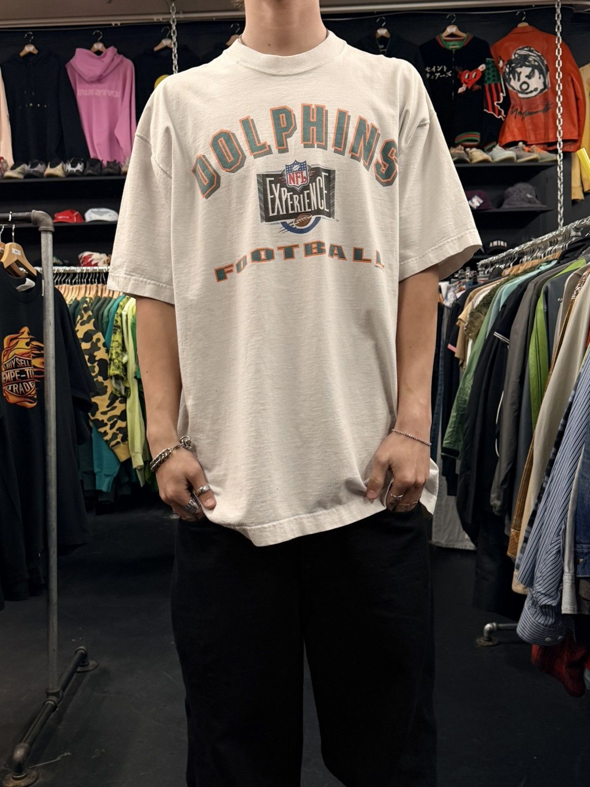 Vintage Vintage dolphins football tee Size US L / EU 52-54 / 3 - 1 Thumbnail